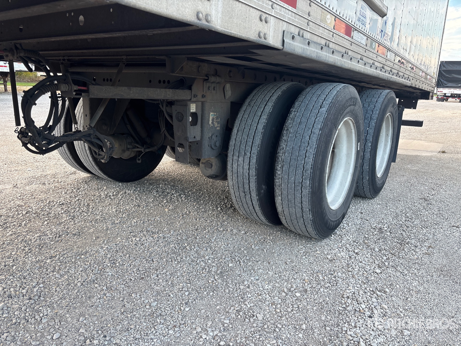 2012 Utility VS2RA