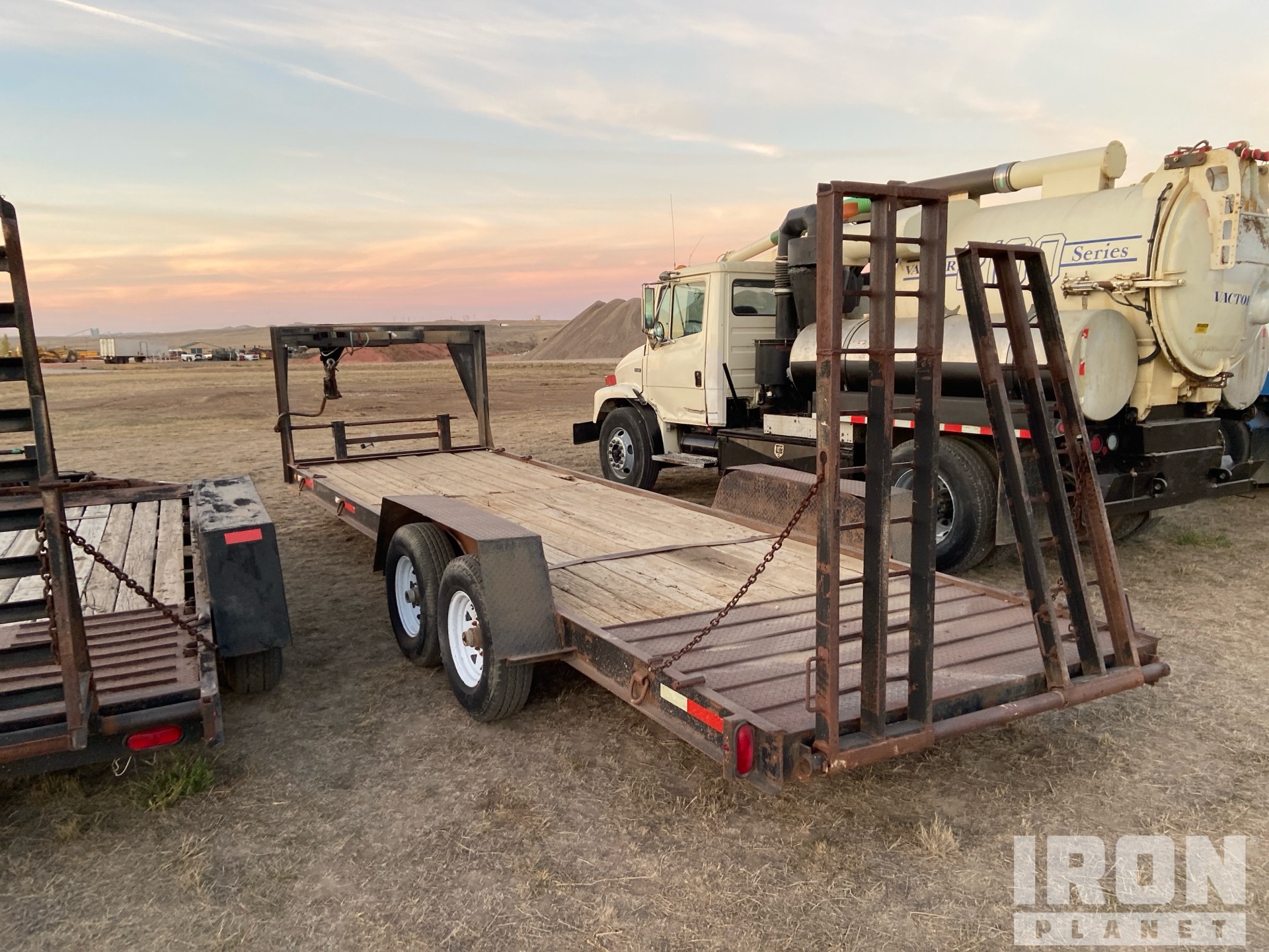 1999 Western 24 FT T/A GOOSENECK