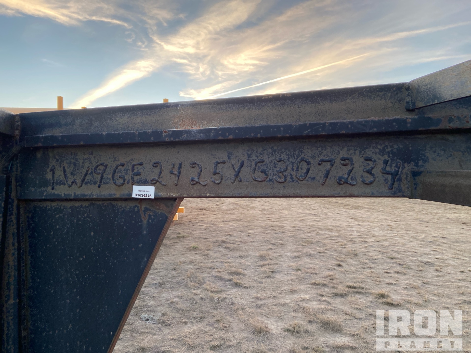 1999 Western 24 FT T/A GOOSENECK