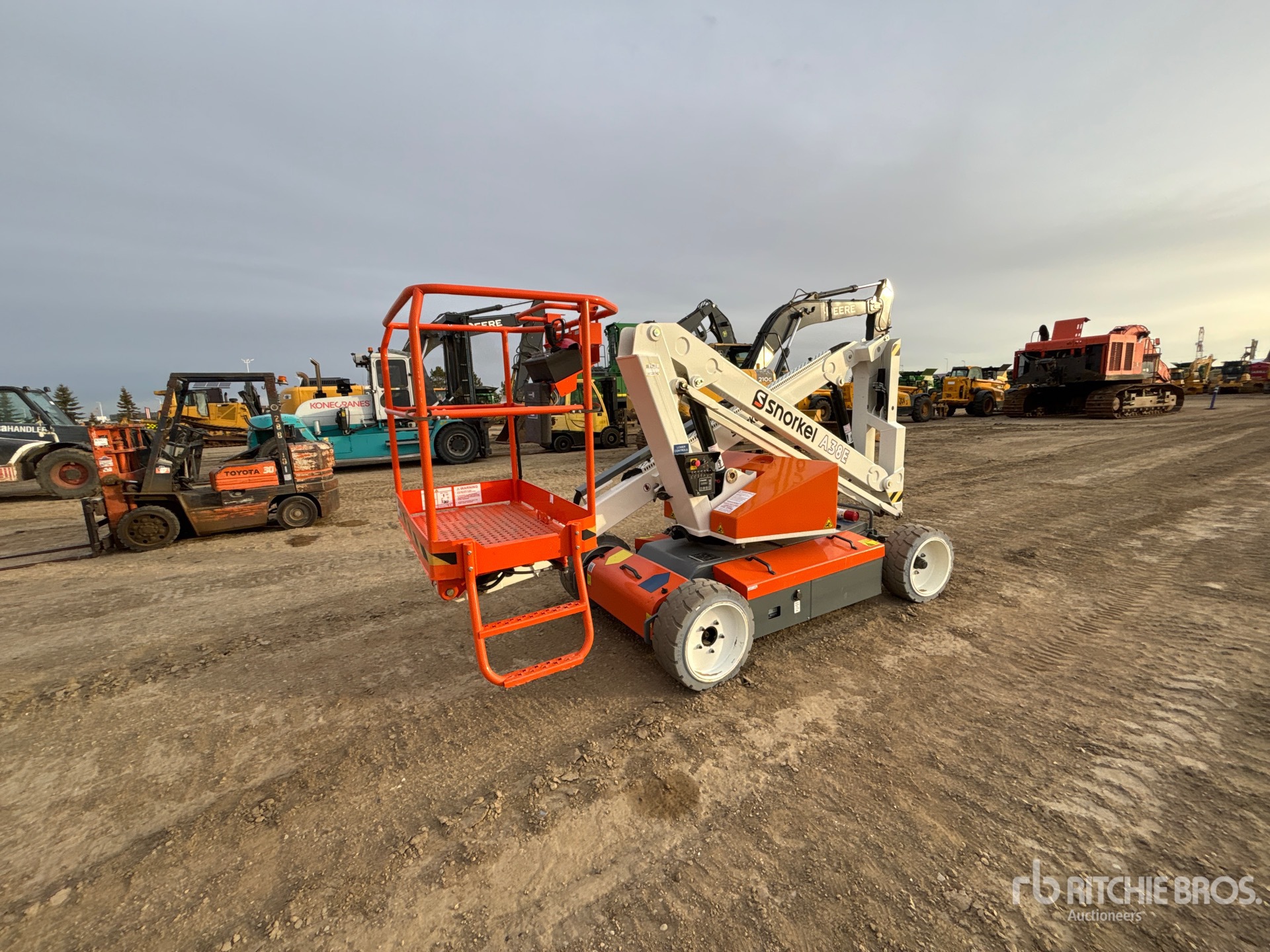 2025 Snorkel A38E