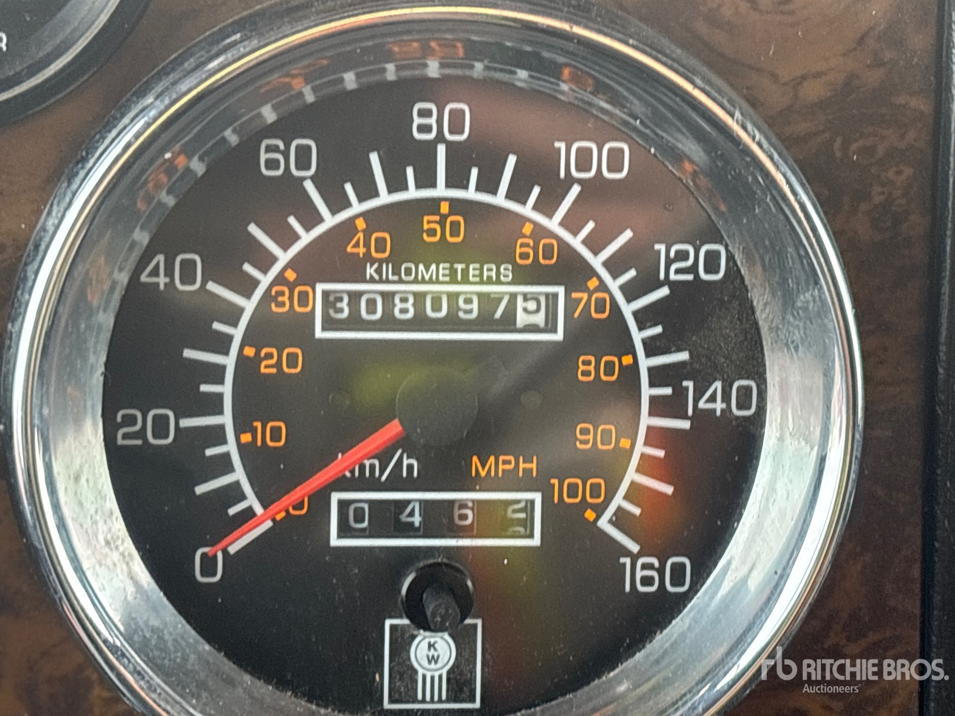 1996 Kenworth T800