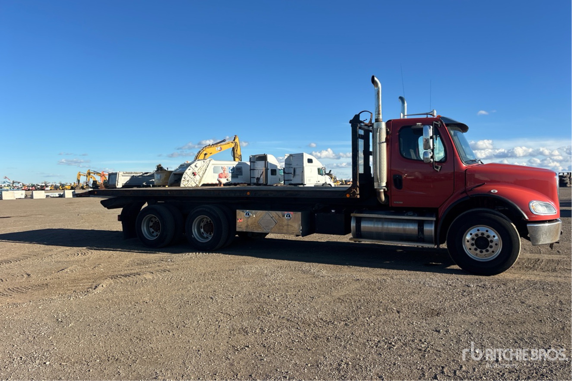 2007 Freightliner M2 112