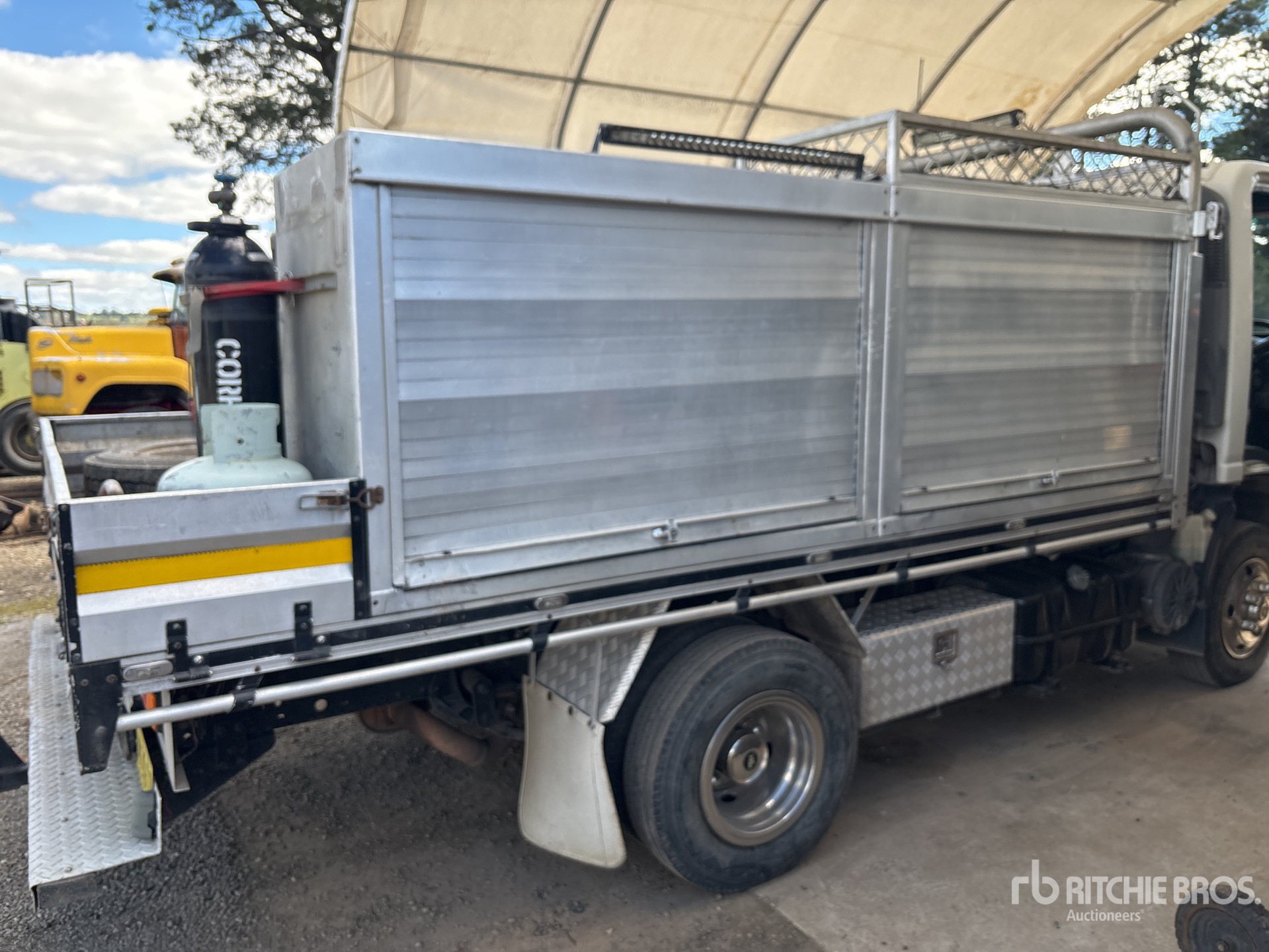 2012 Isuzu NPR200