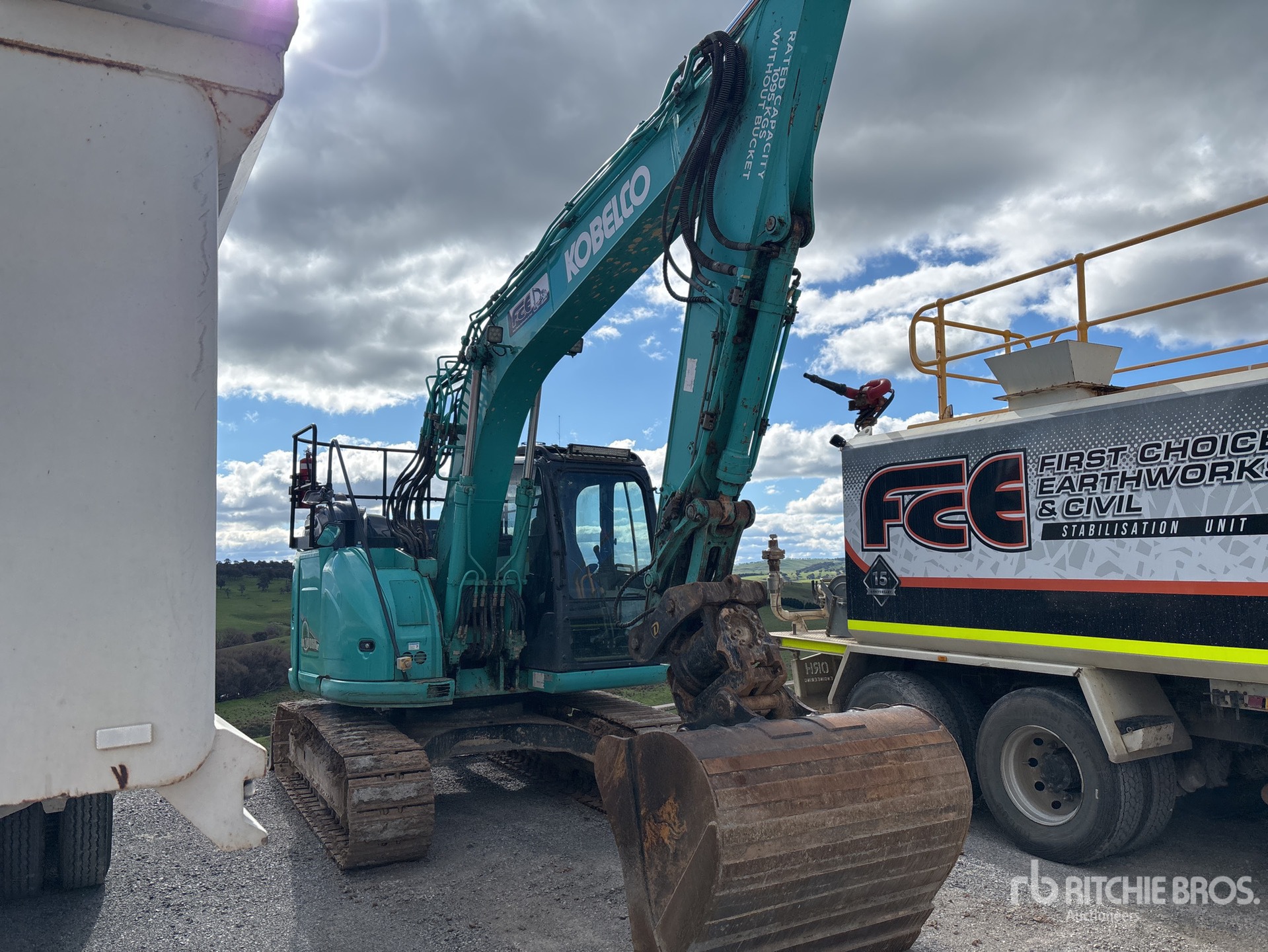2019 Kobelco SK140SRLC-5