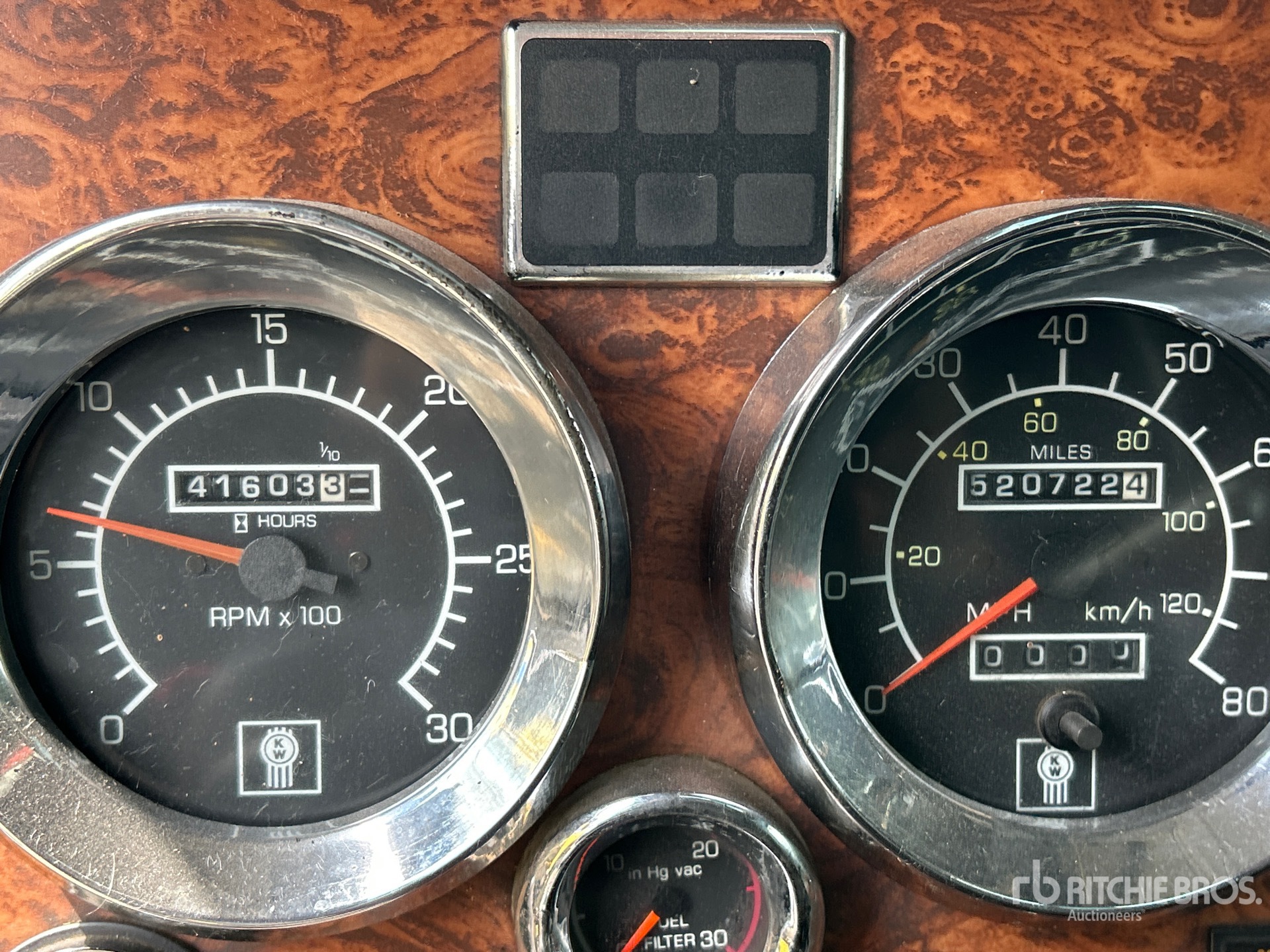 2002 Kenworth W900L