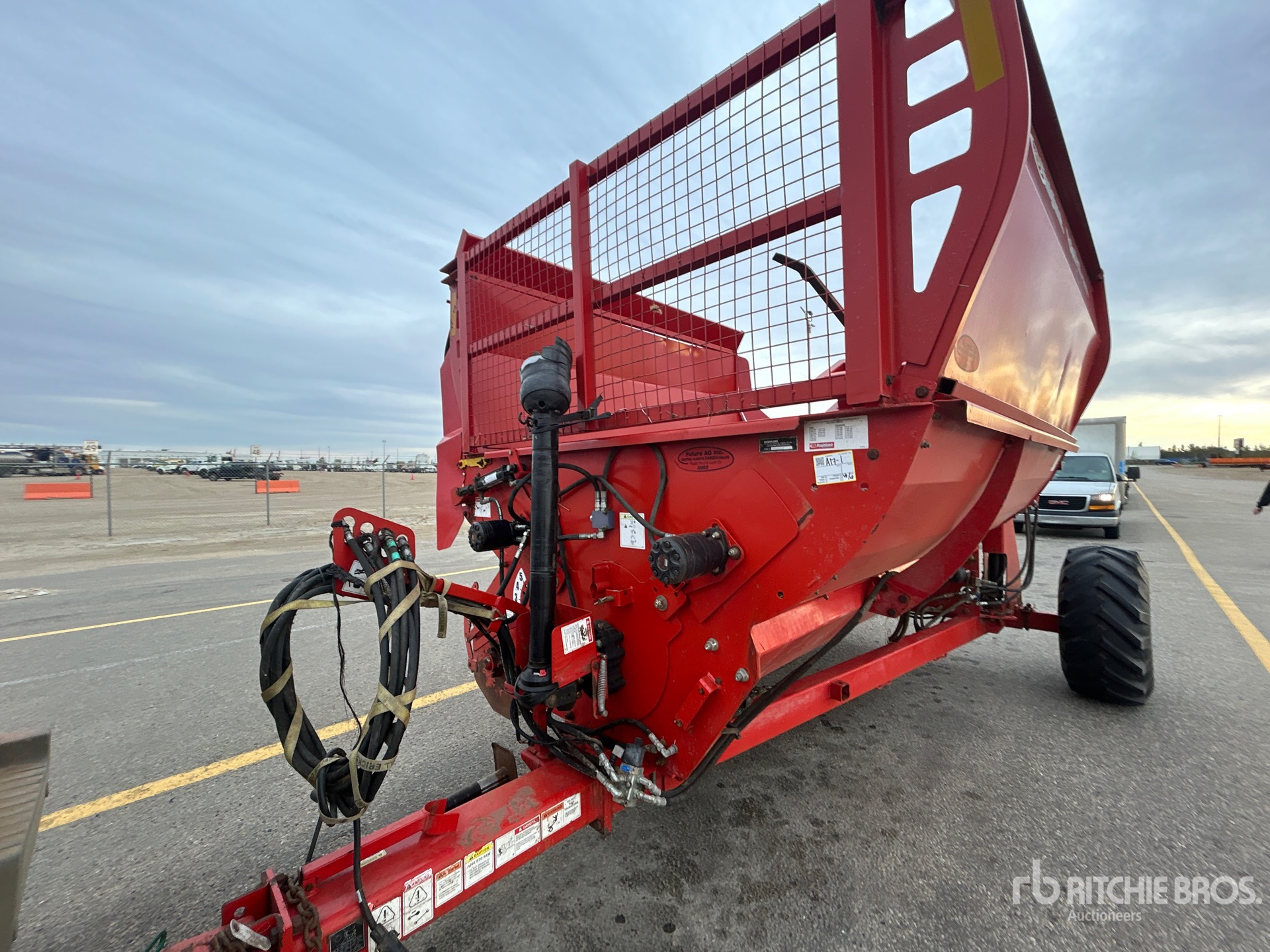 2016 Highline BALE PRO CFR960