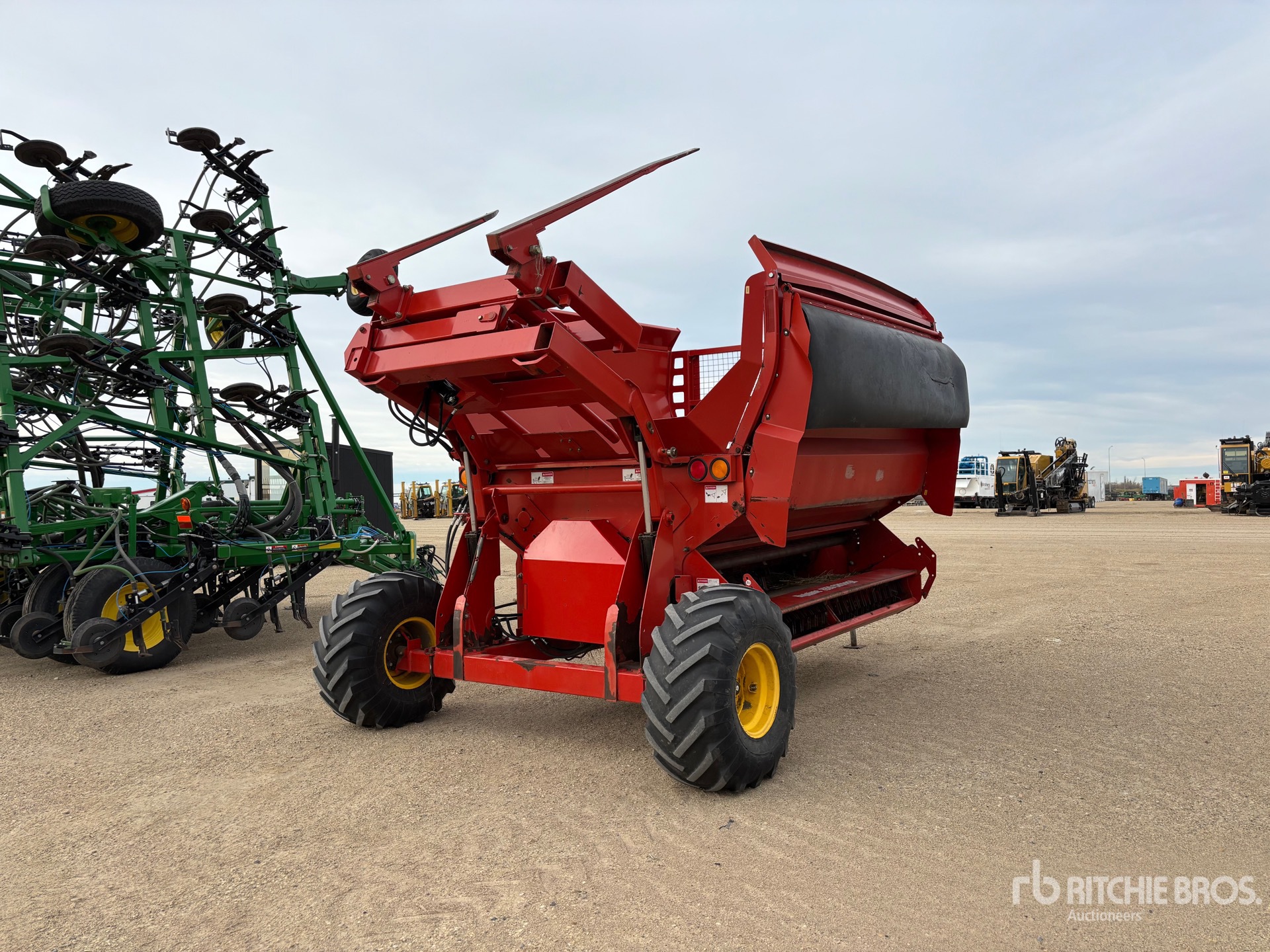 2016 Highline BALE PRO CFR960