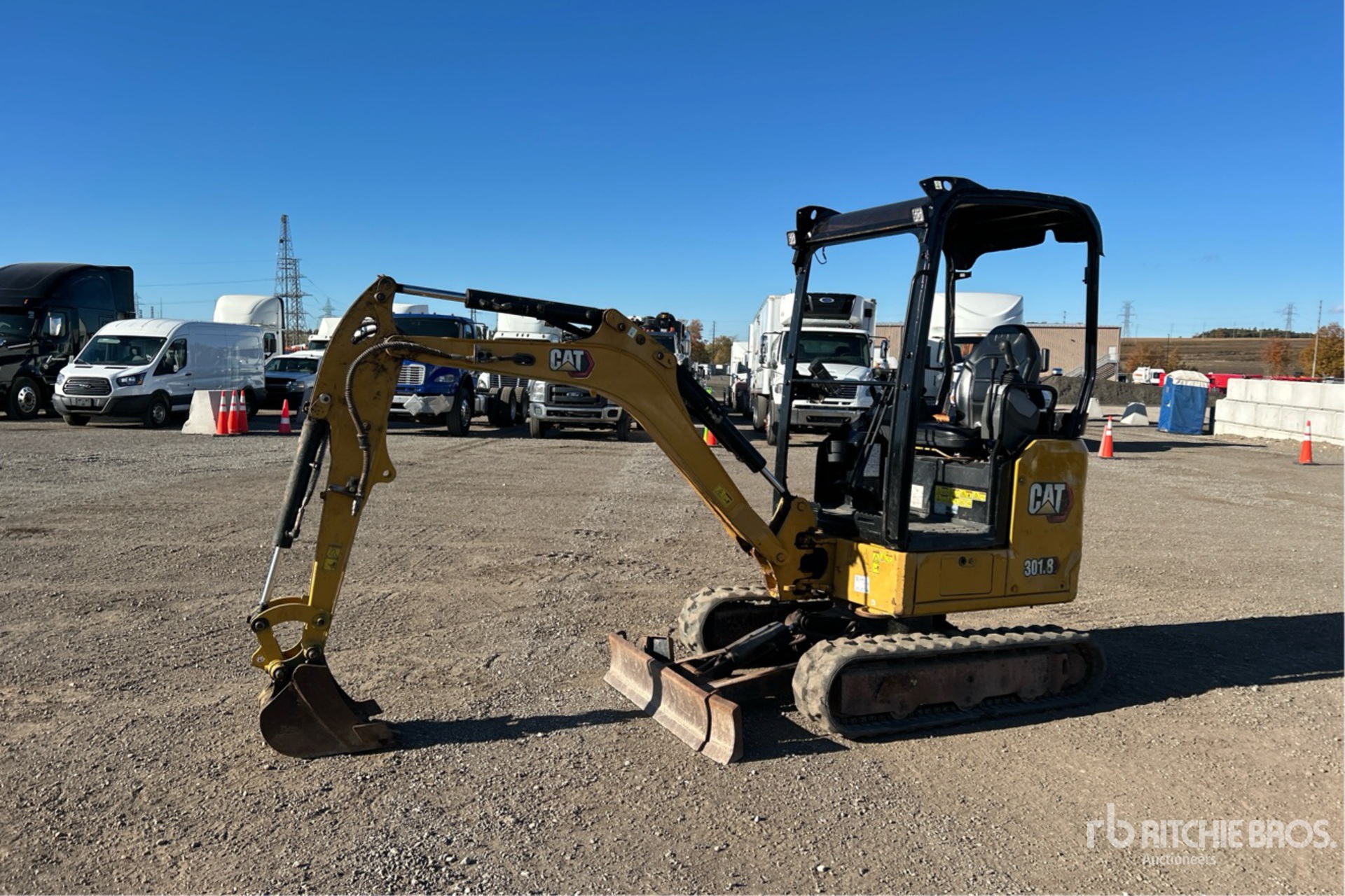 2022 Caterpillar 301.8