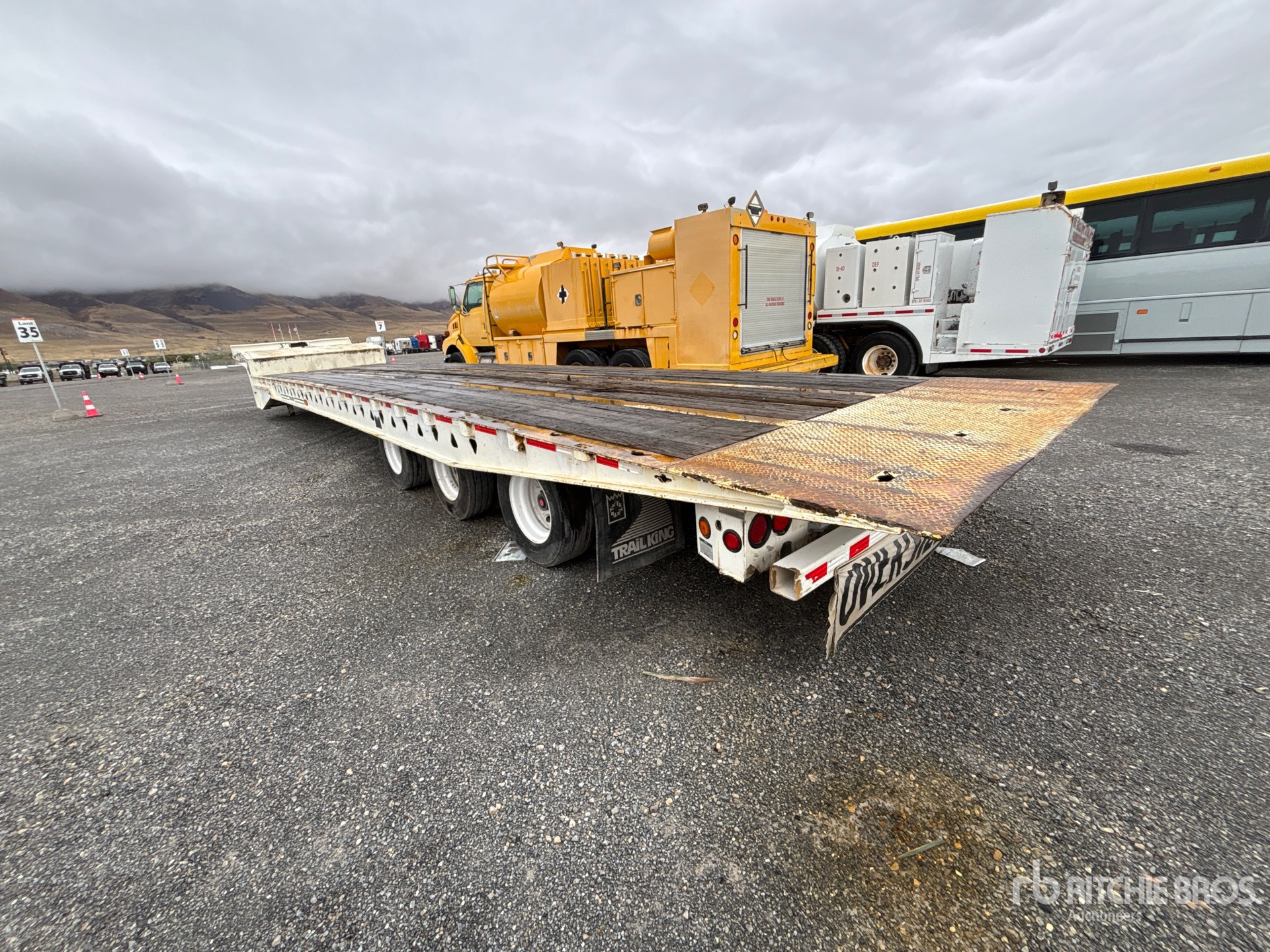 2007 Trail King TK110SA-533