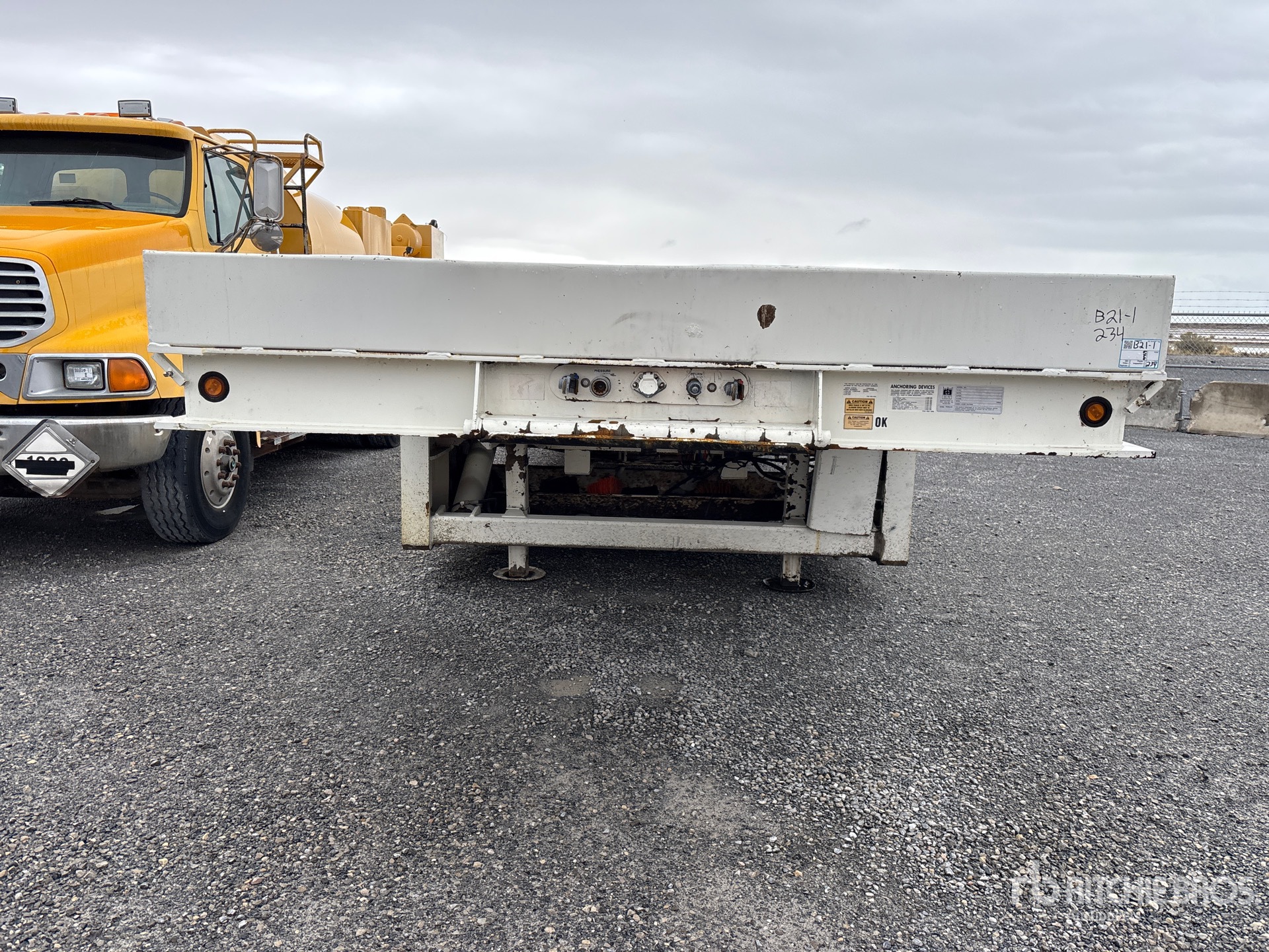 2007 Trail King TK110SA-533