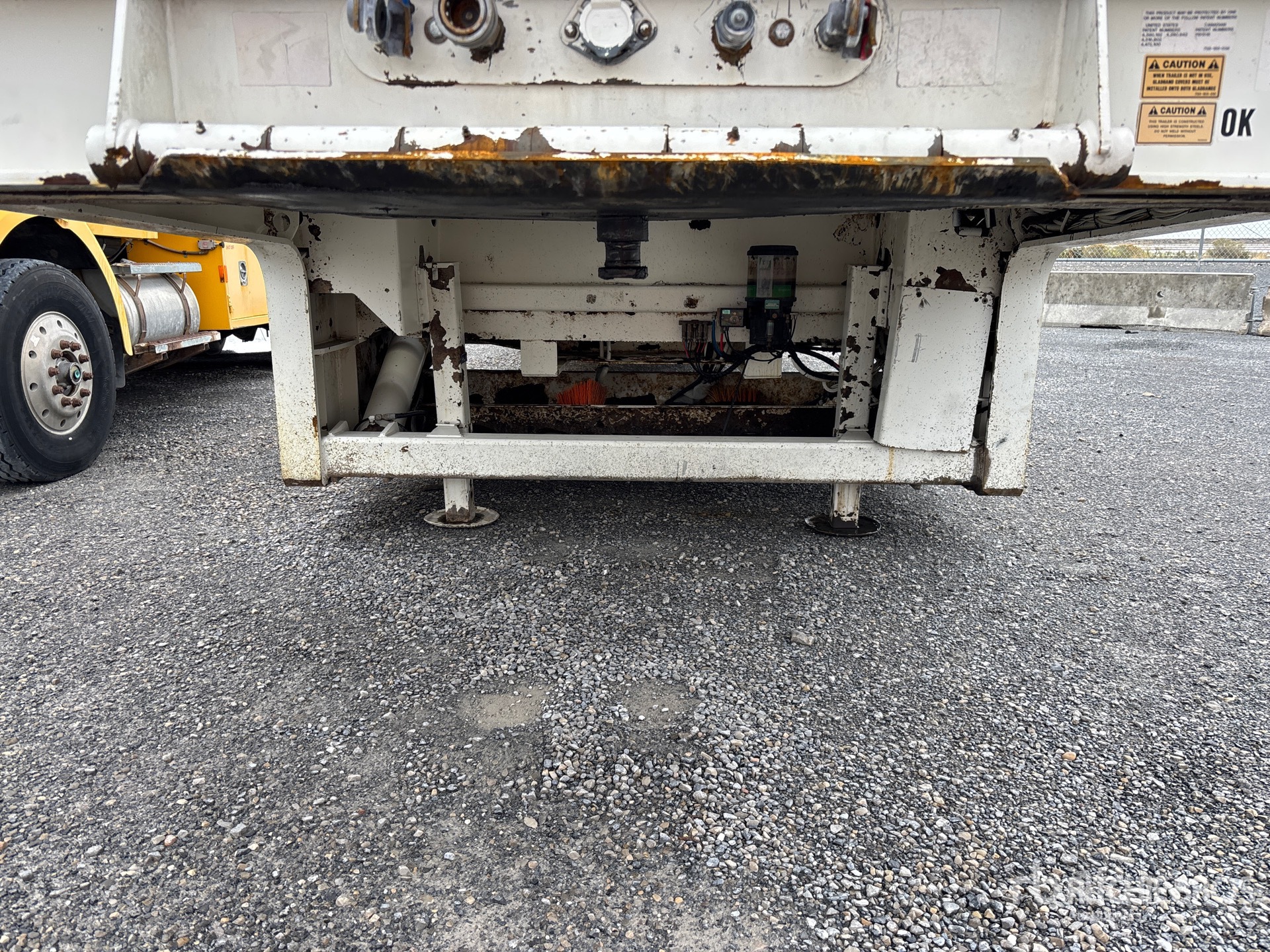 2007 Trail King TK110SA-533