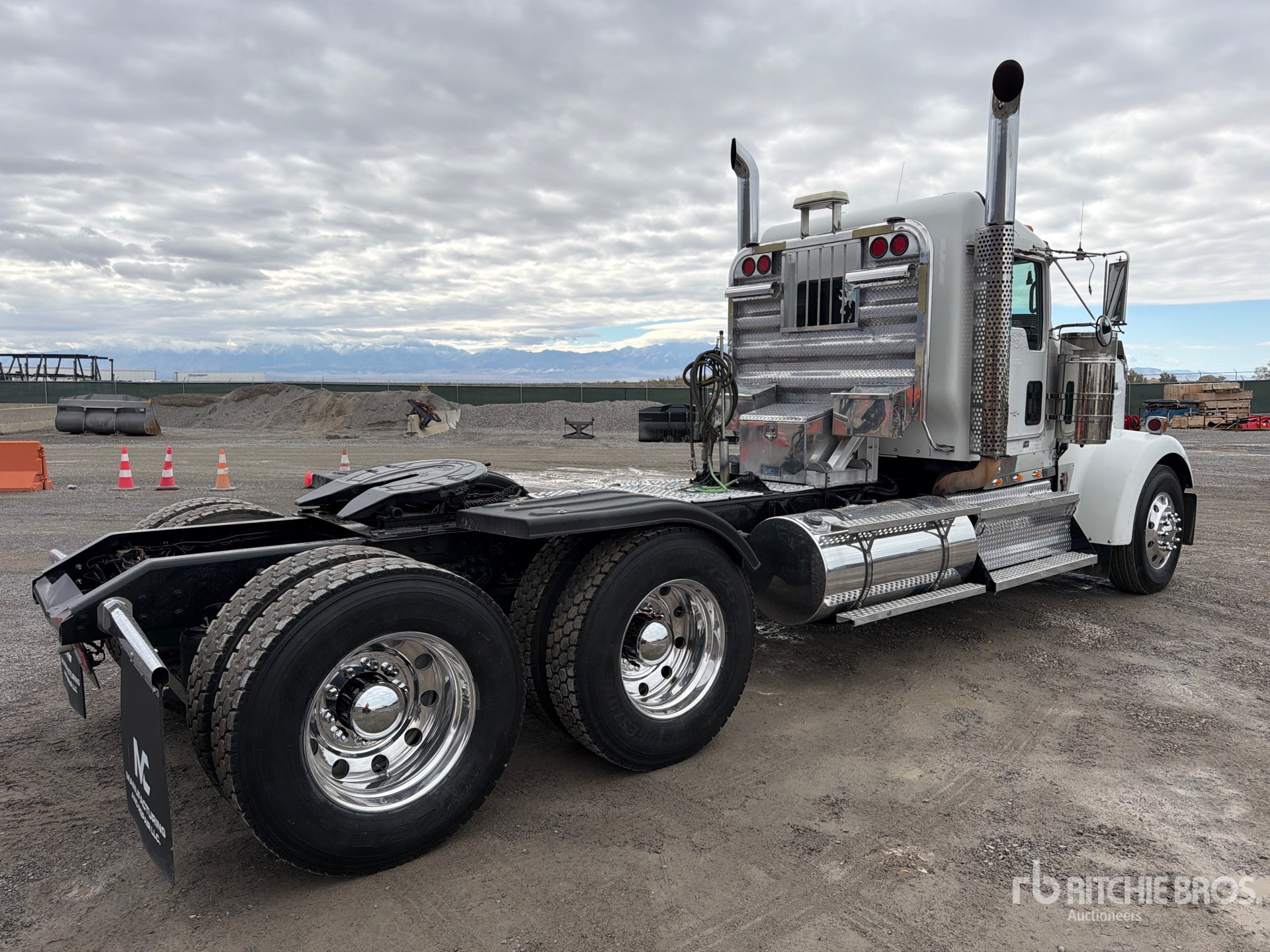 2009 Kenworth W900L
