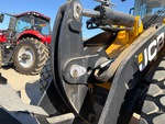Chassis with Attelage inclinable