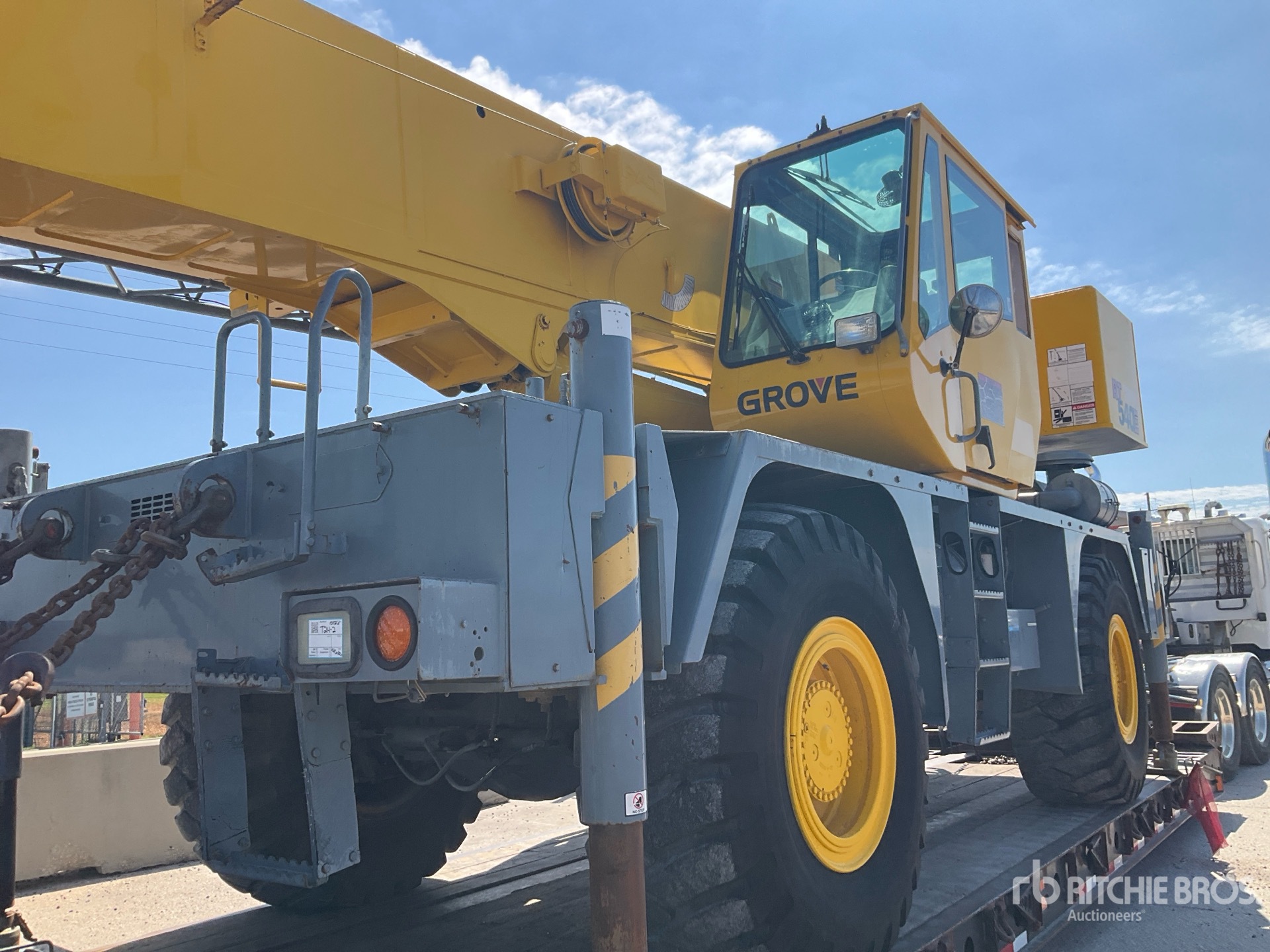 2008 Grove RT540E