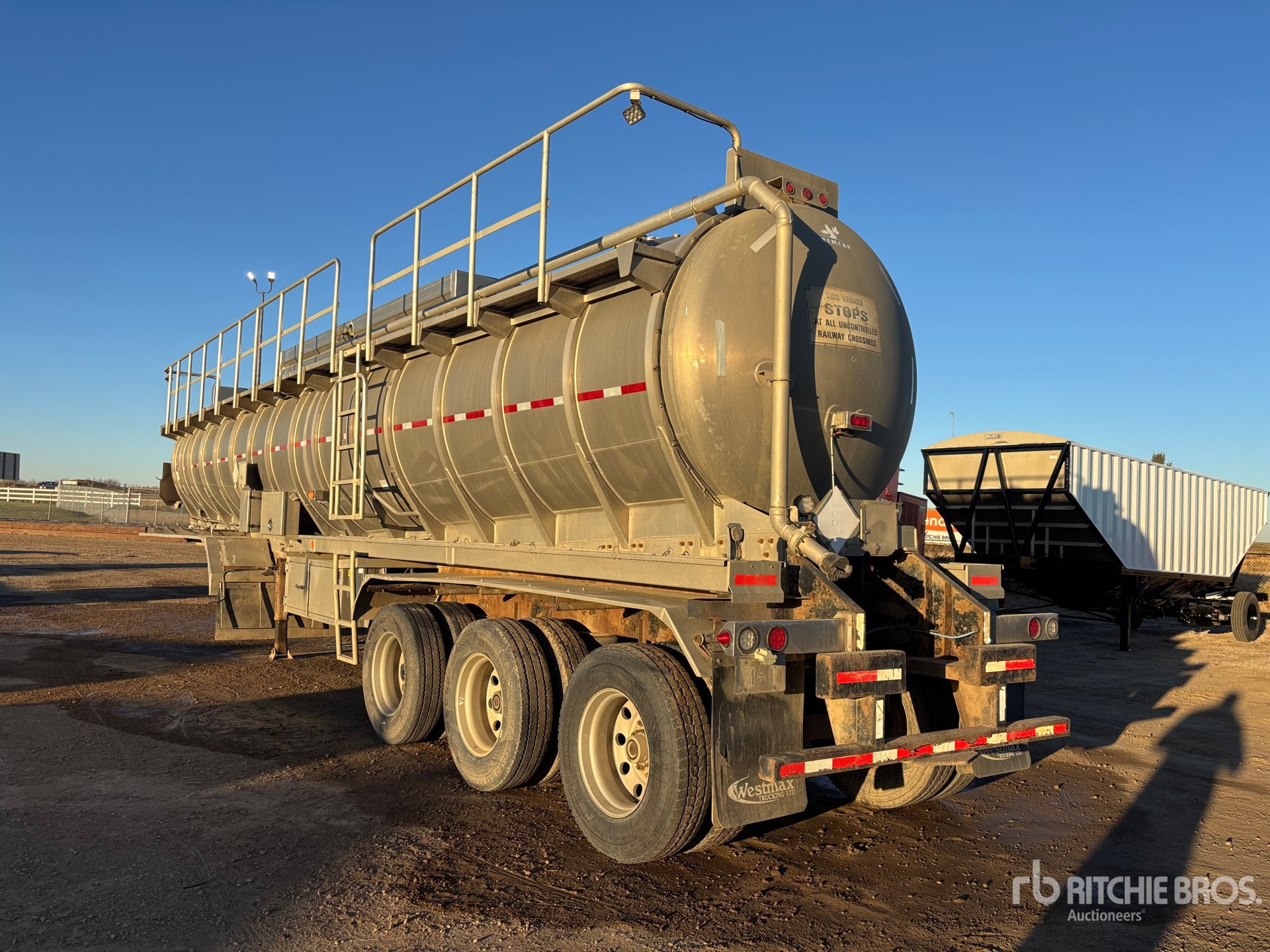 2013 Tremcar 45850 L Tri/A