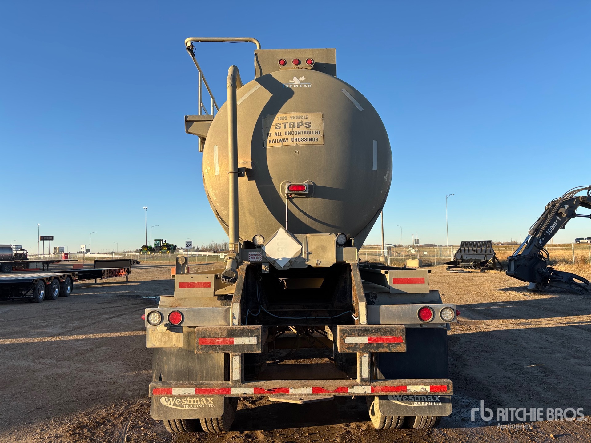 2013 Tremcar 45850 L Tri/A