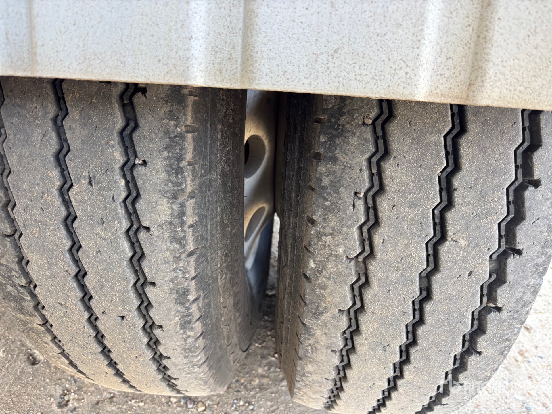 2008 Tremcar 55000 L Super B-Train Lead