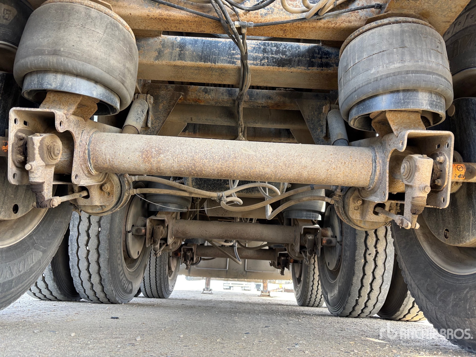 2008 Tremcar 55000 L Super B-Train Lead