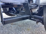 Underbody with Non-Driven Drop Axle (1)