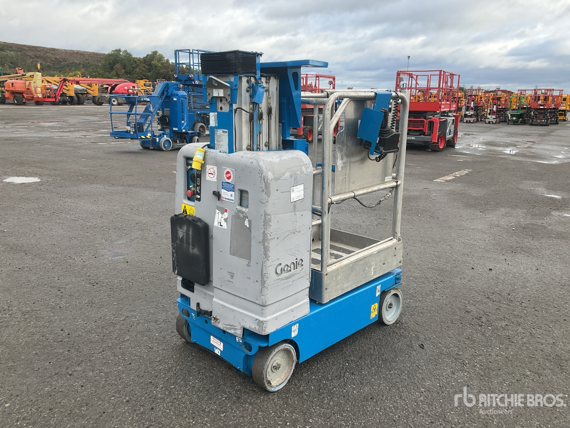 2007 Genie GR15