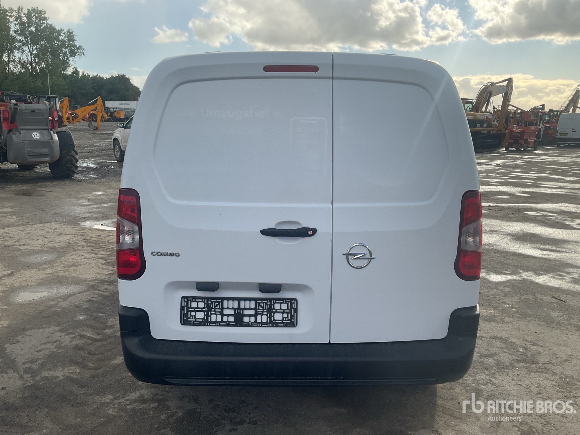 2023 Opel COMBO