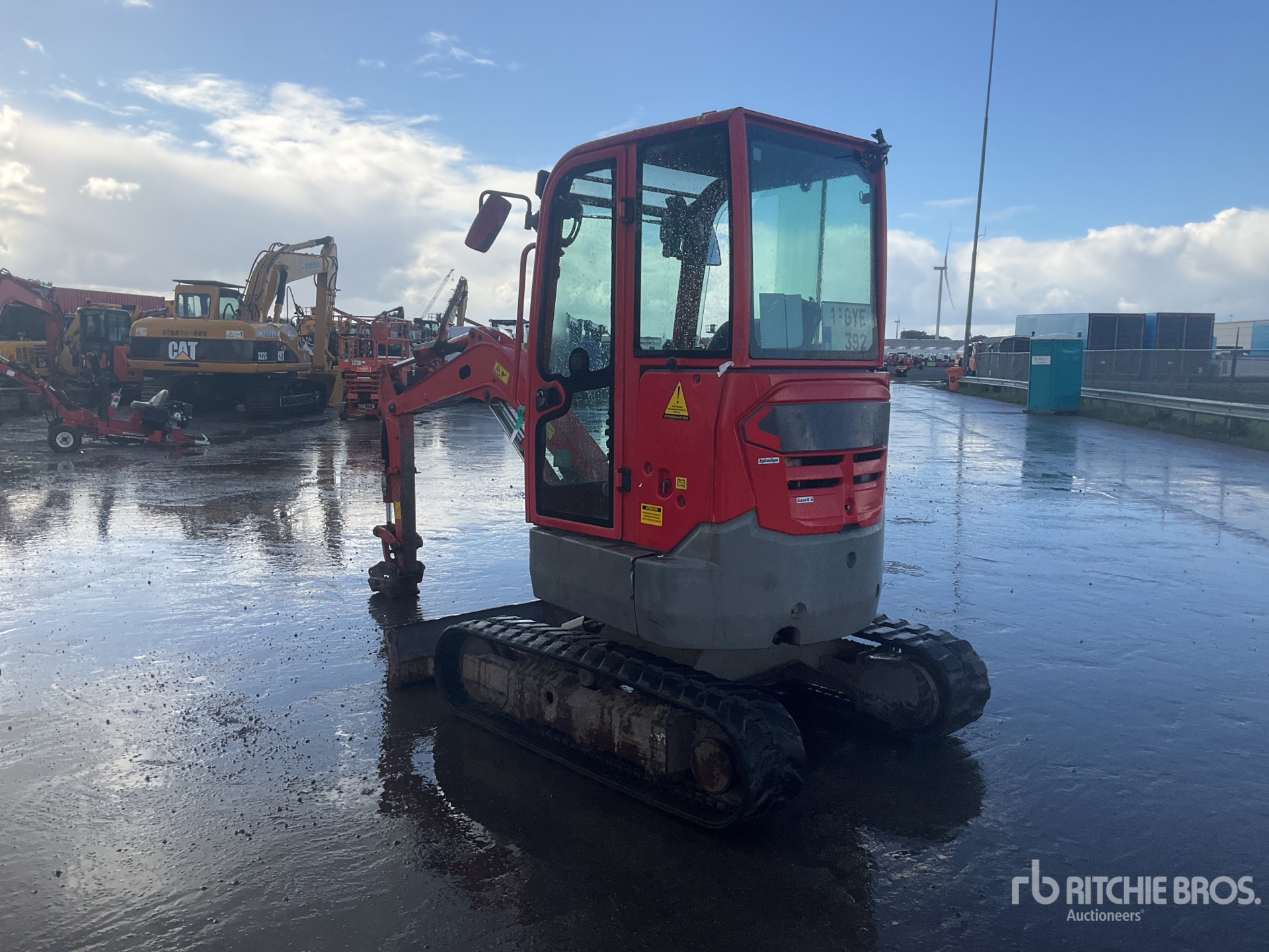 2017 Volvo ECR25D