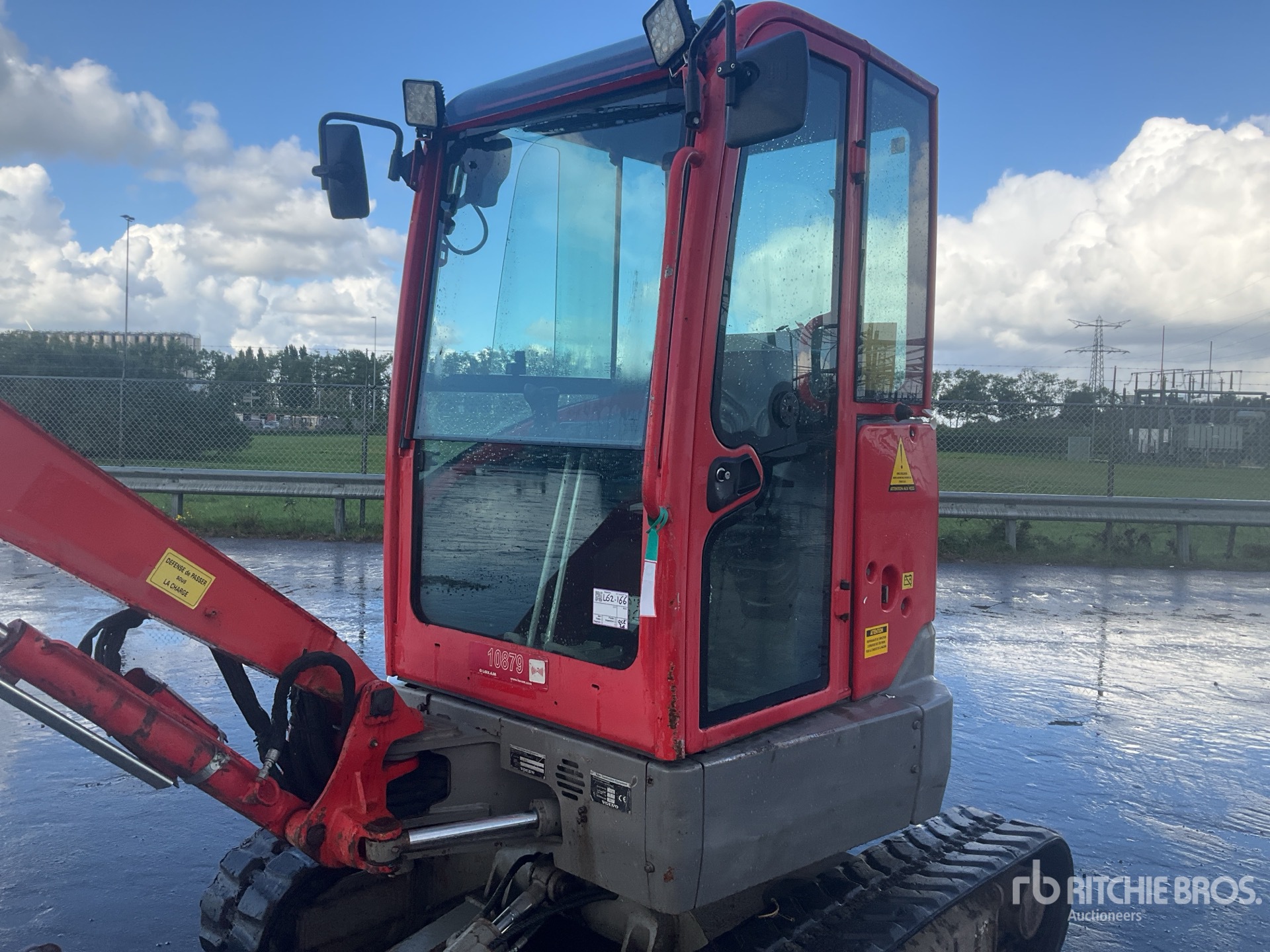 2017 Volvo ECR25D