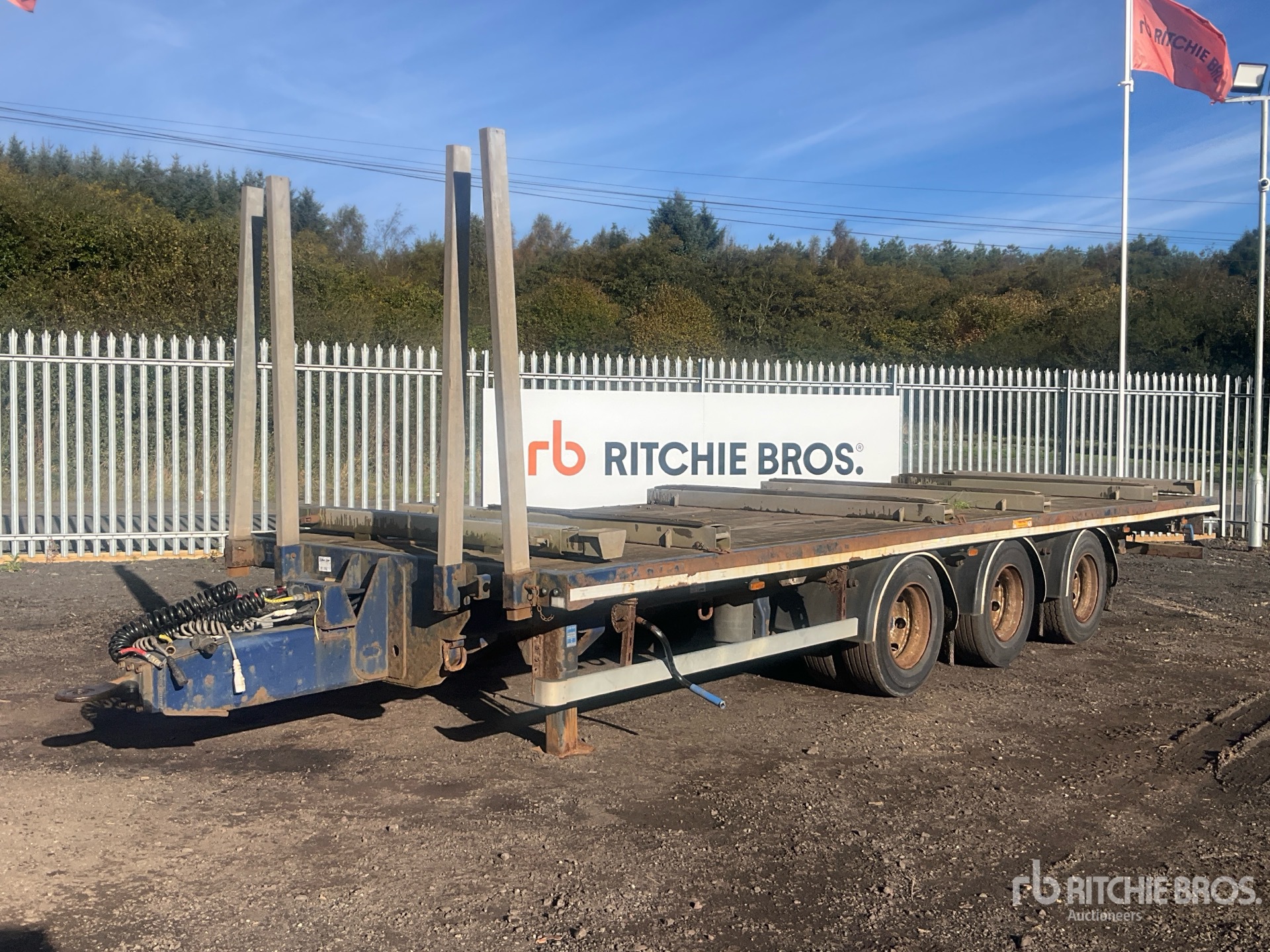 Photo of 2017 SDC 24 ton 8 m Tri/A Drawbar