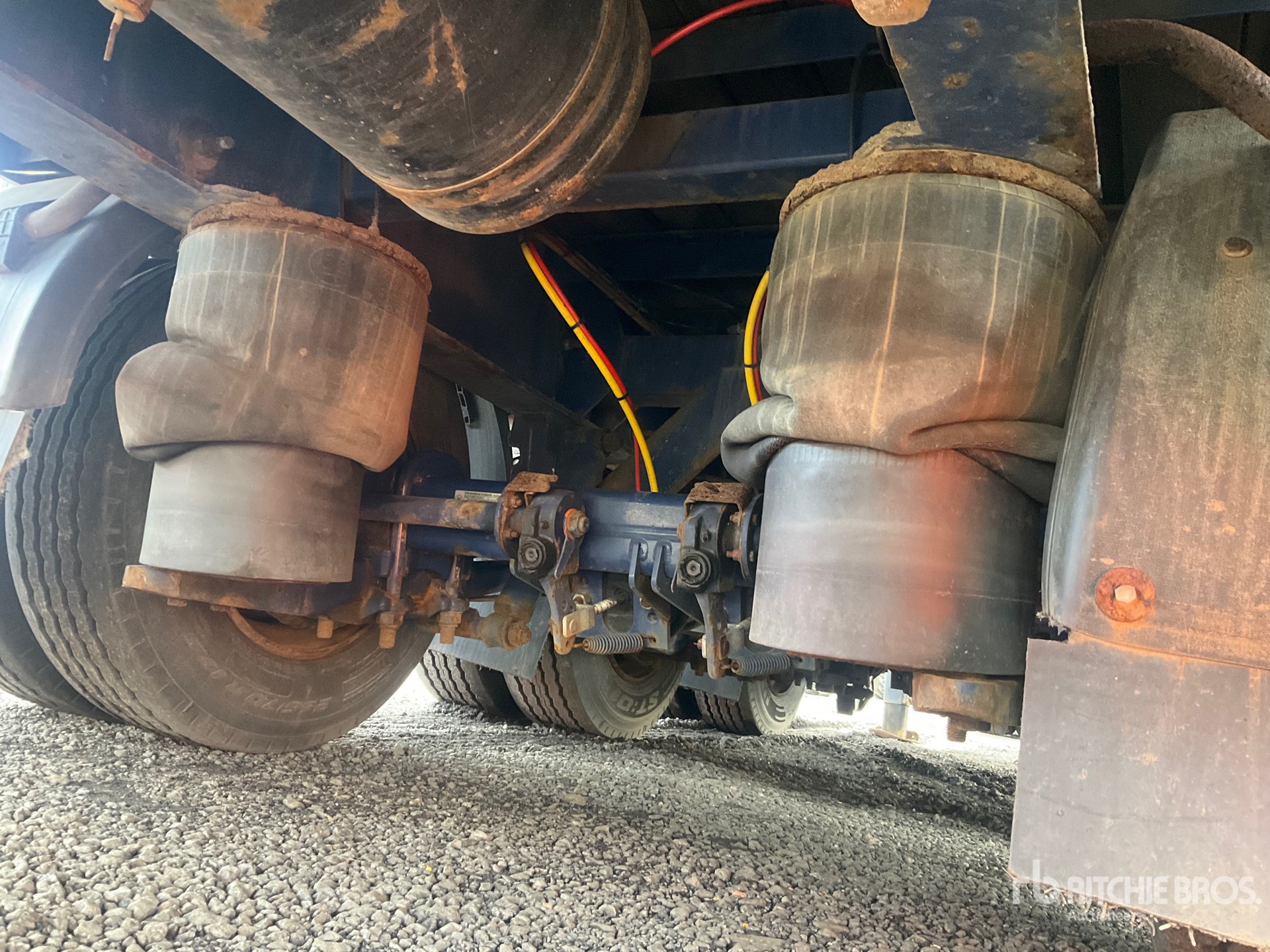 2019 SDC 24 TON 8 M TRI/A DRAWBAR