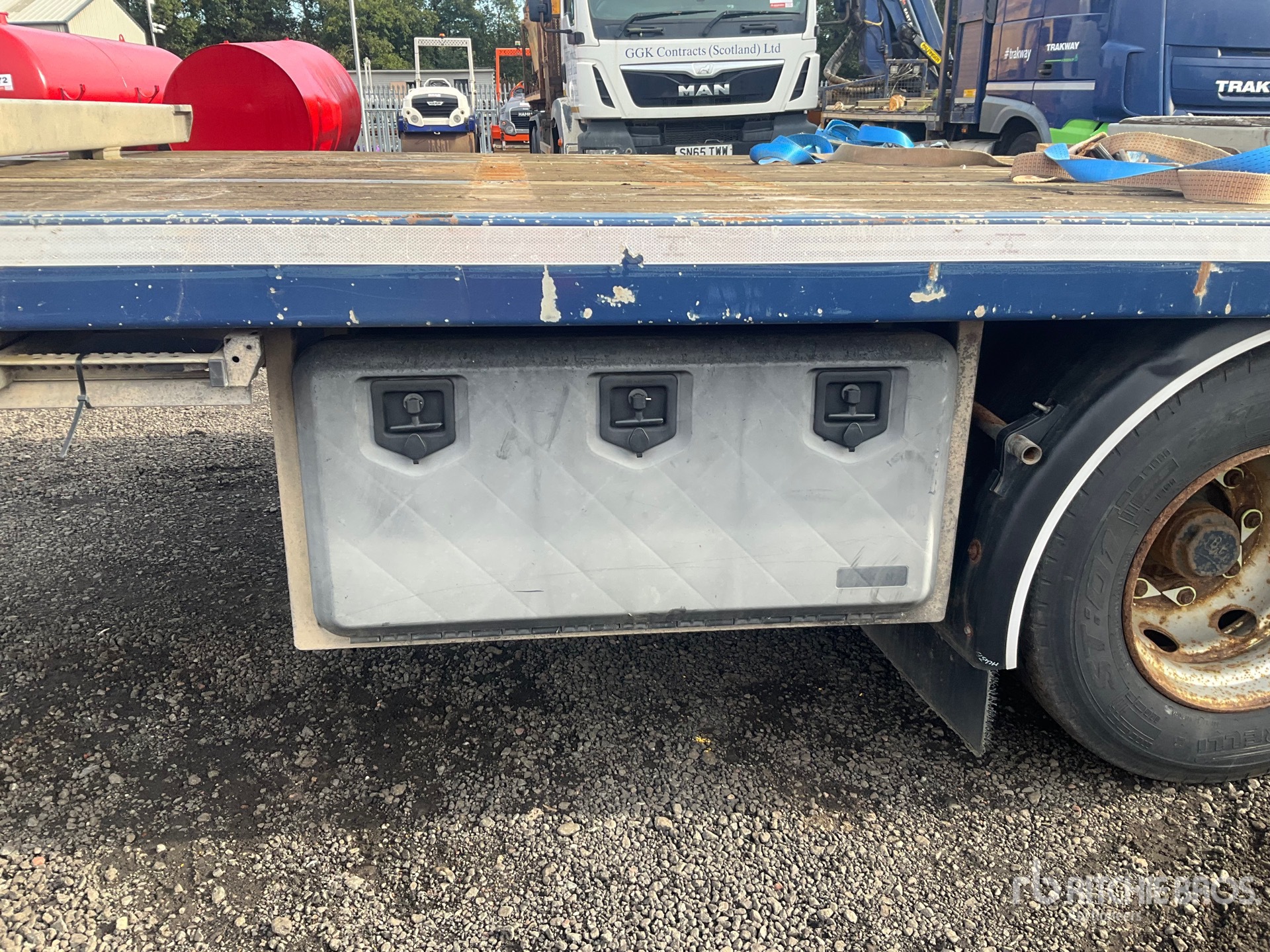 2019 SDC 24 TON 8 M TRI/A DRAWBAR