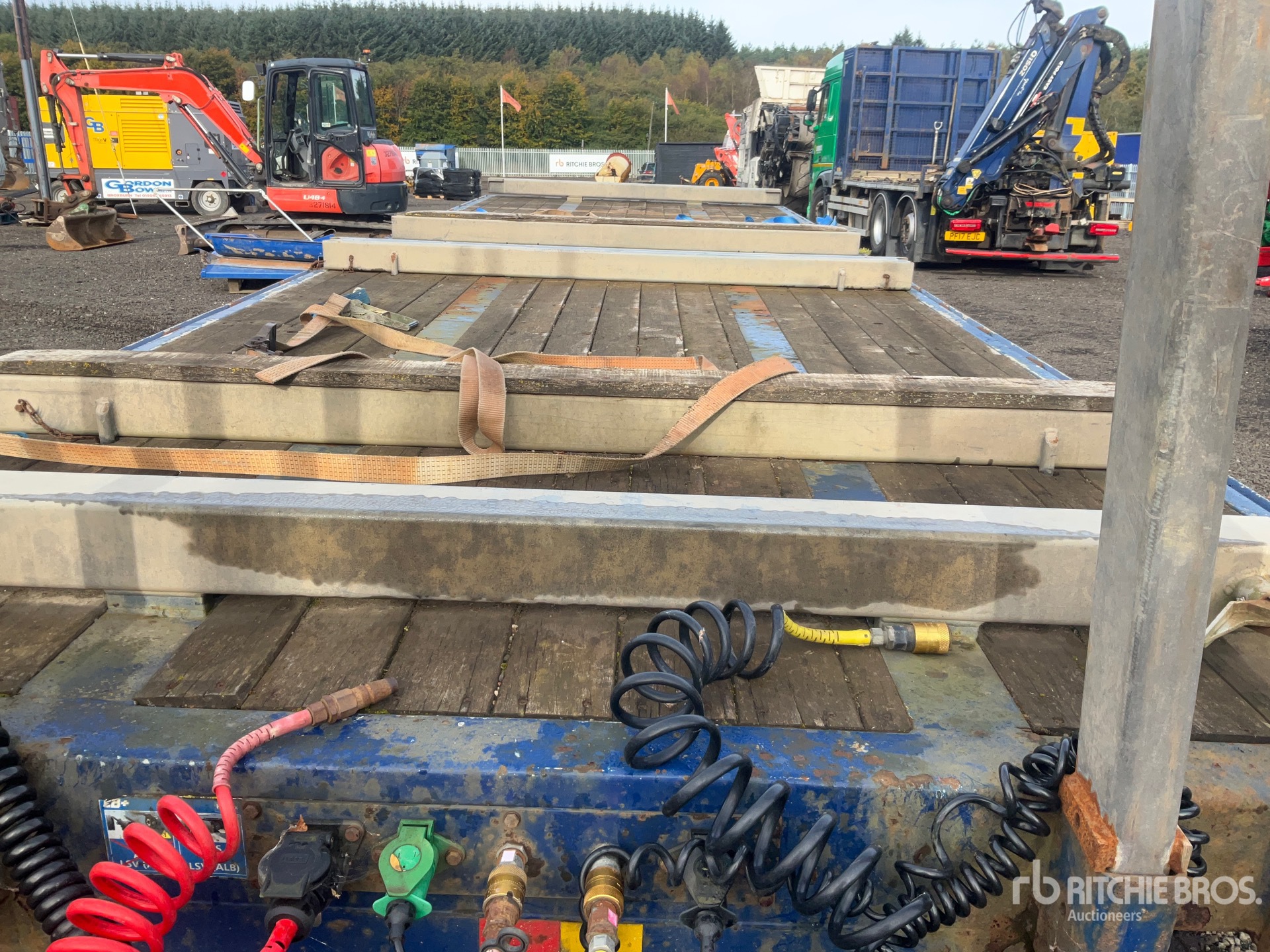 2019 SDC 24 TON 8 M TRI/A DRAWBAR
