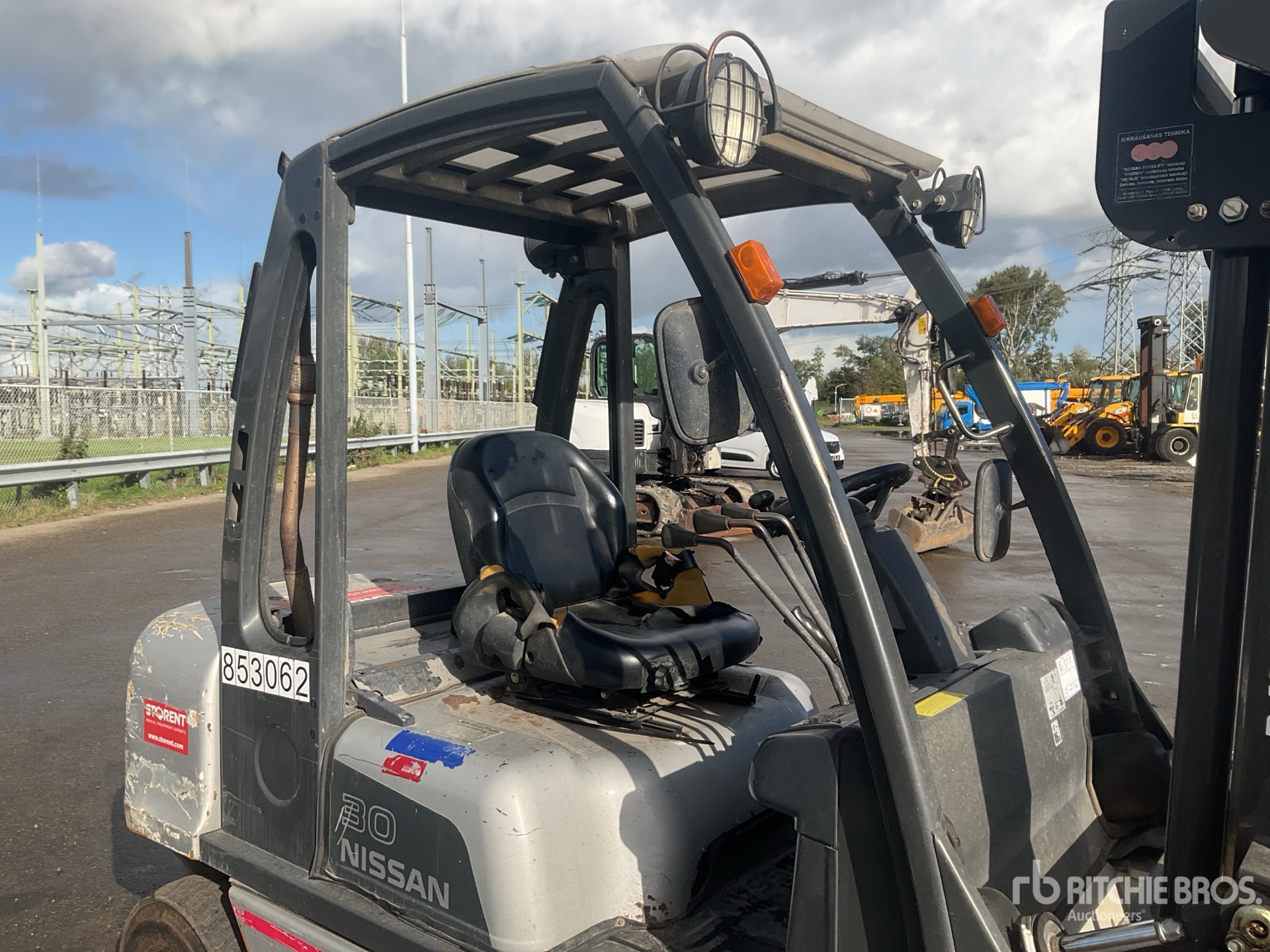 2008 Nissan YG1D2A30Q