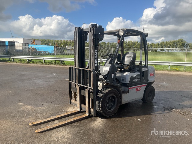 2008 Nissan YG1D2A30Q Forklift