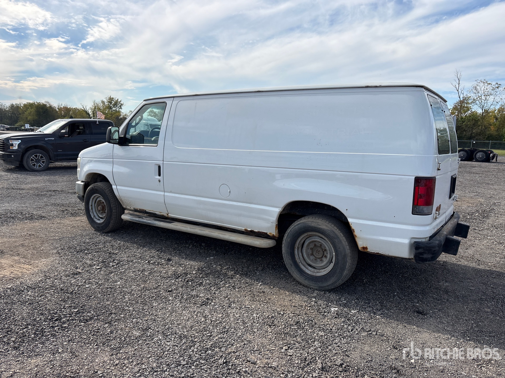 2013 Ford E-250