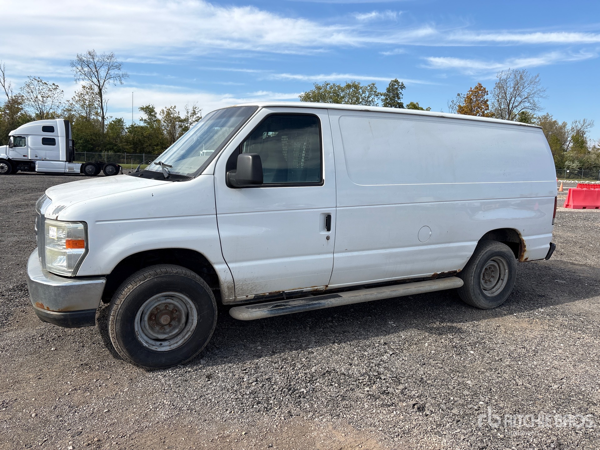 Photo of 2013 Ford E-250
