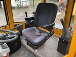 Control Station with Sitze/Armlehnen