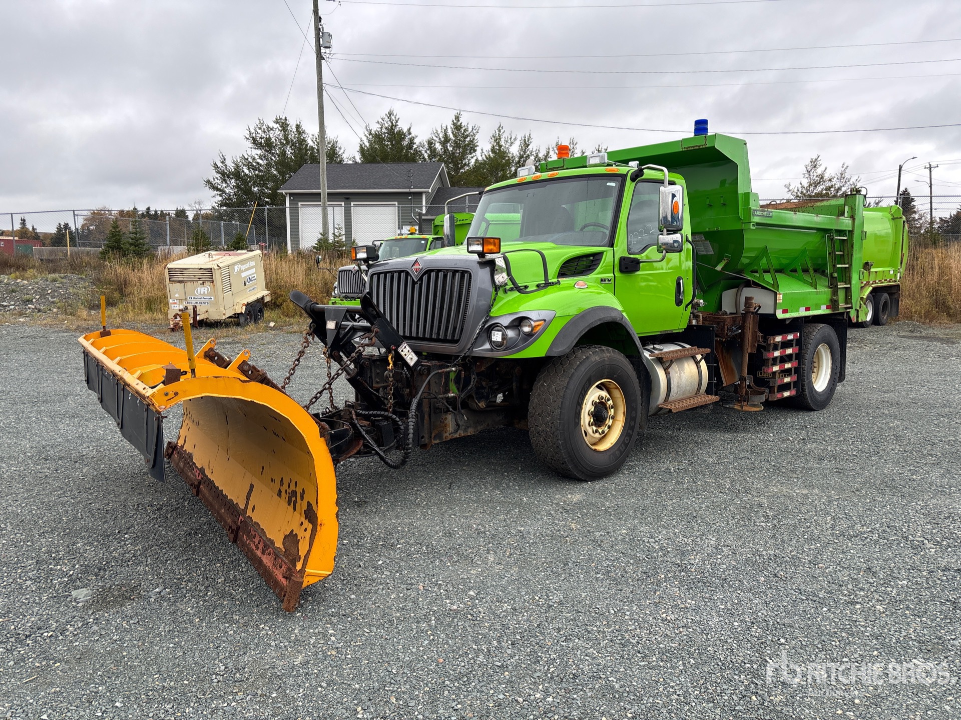 2022 International HV607