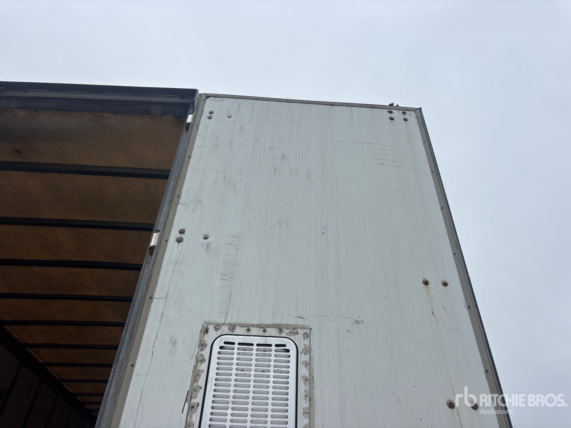 2013 Stoughton 53 FT X 102 IN T/A