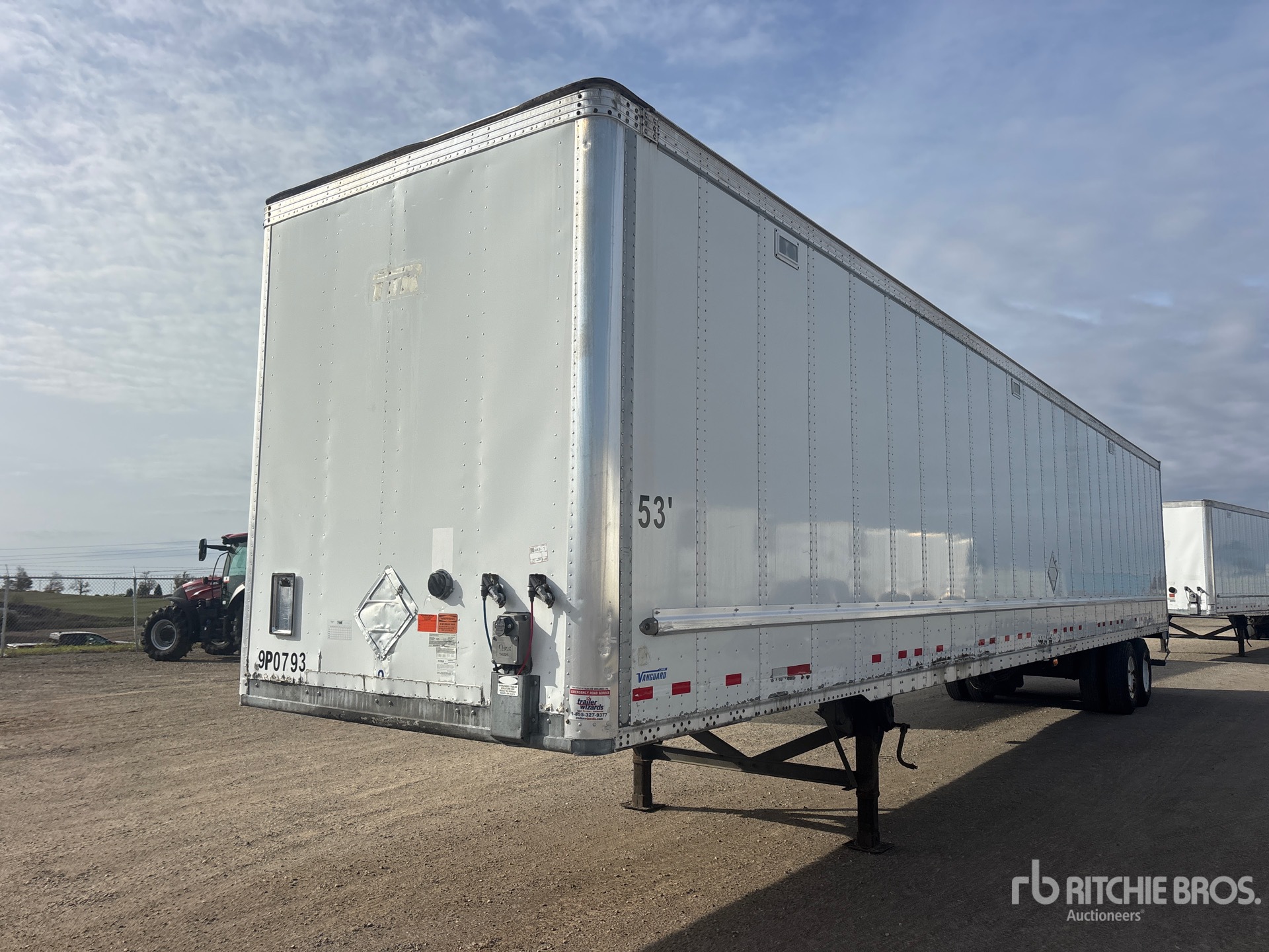 Photo of 2015 Vanguard 53 ft x 102 in T/A