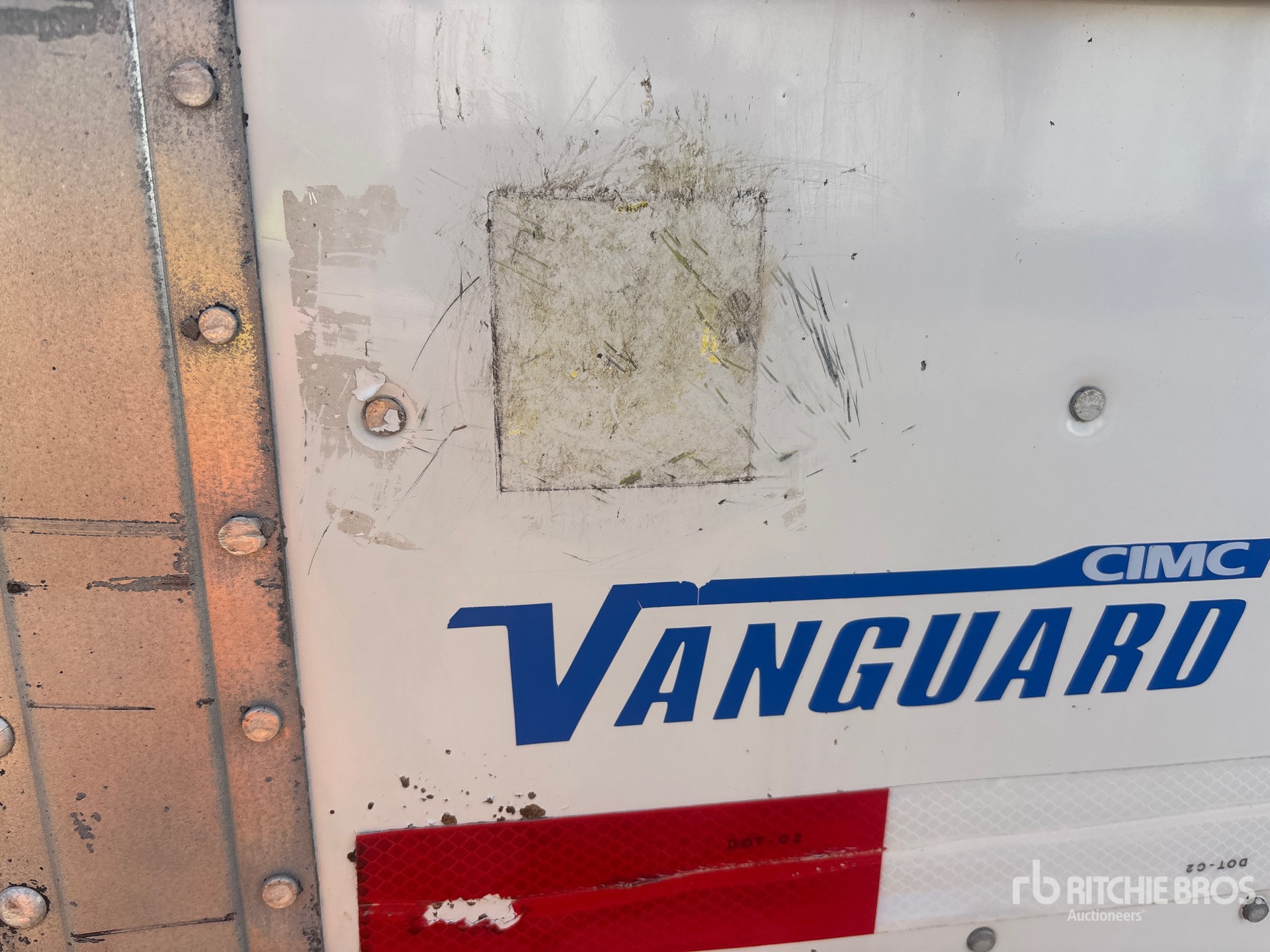 2015 Vanguard 53 FT X 102 IN T/A