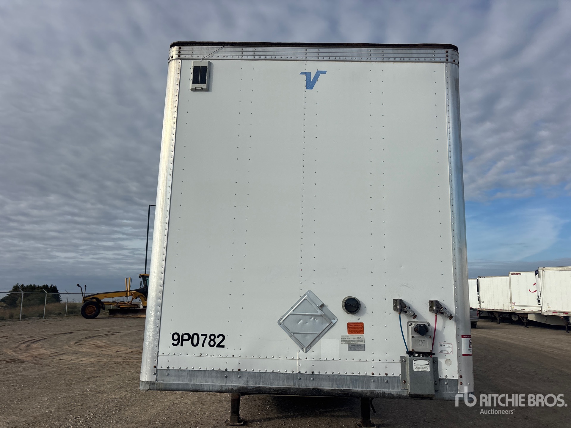 2015 Vanguard 53 FT X 102 IN T/A