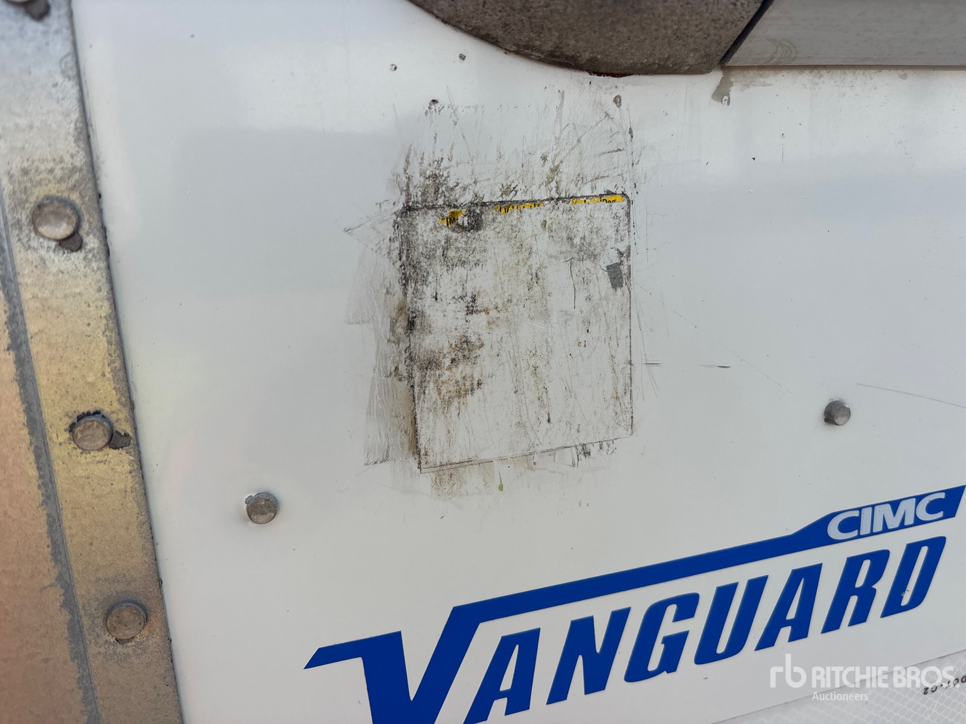 2015 Vanguard 53 FT X 102 IN T/A