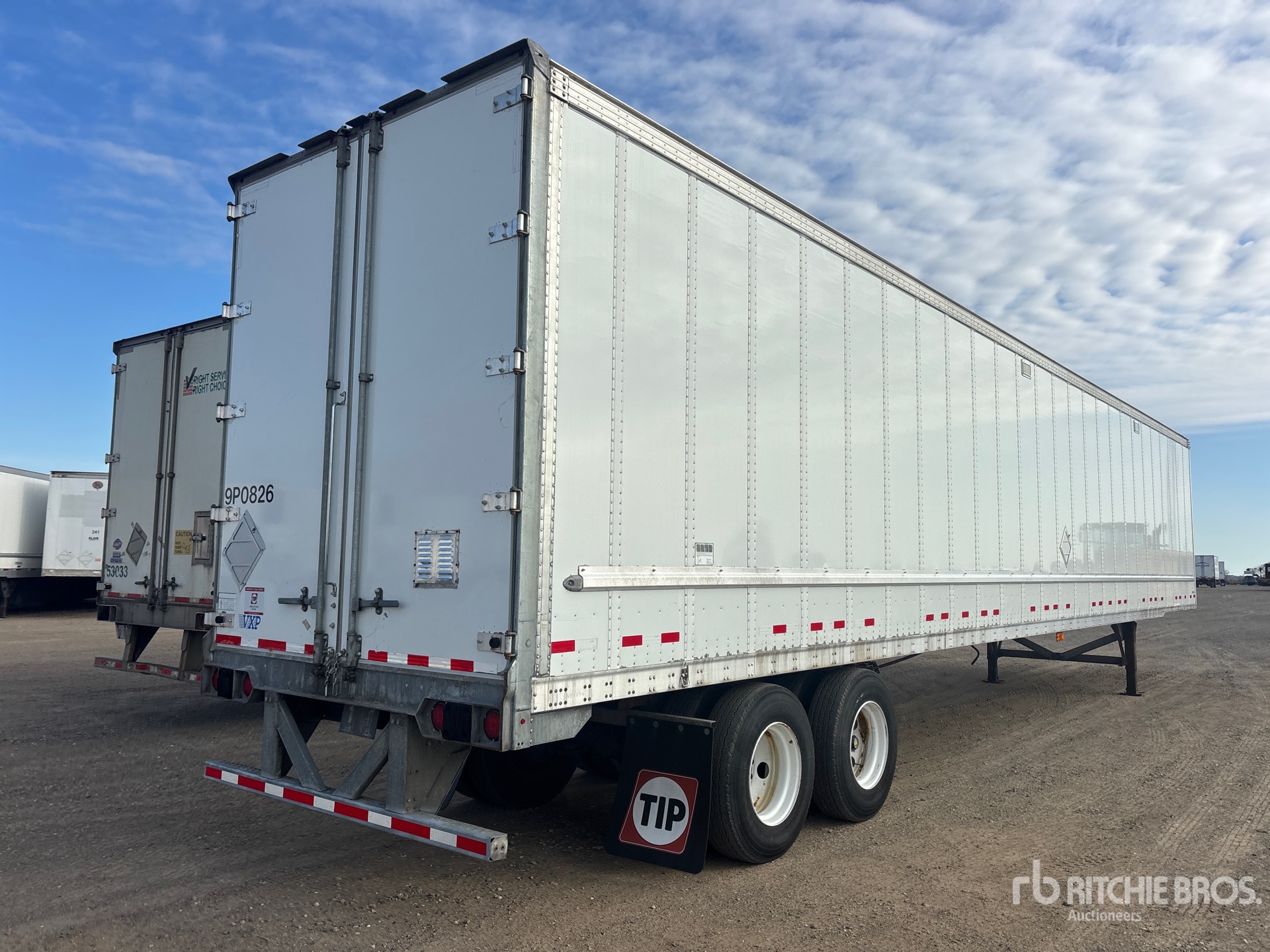 2015 Vanguard 53 FT X 102 IN T/A