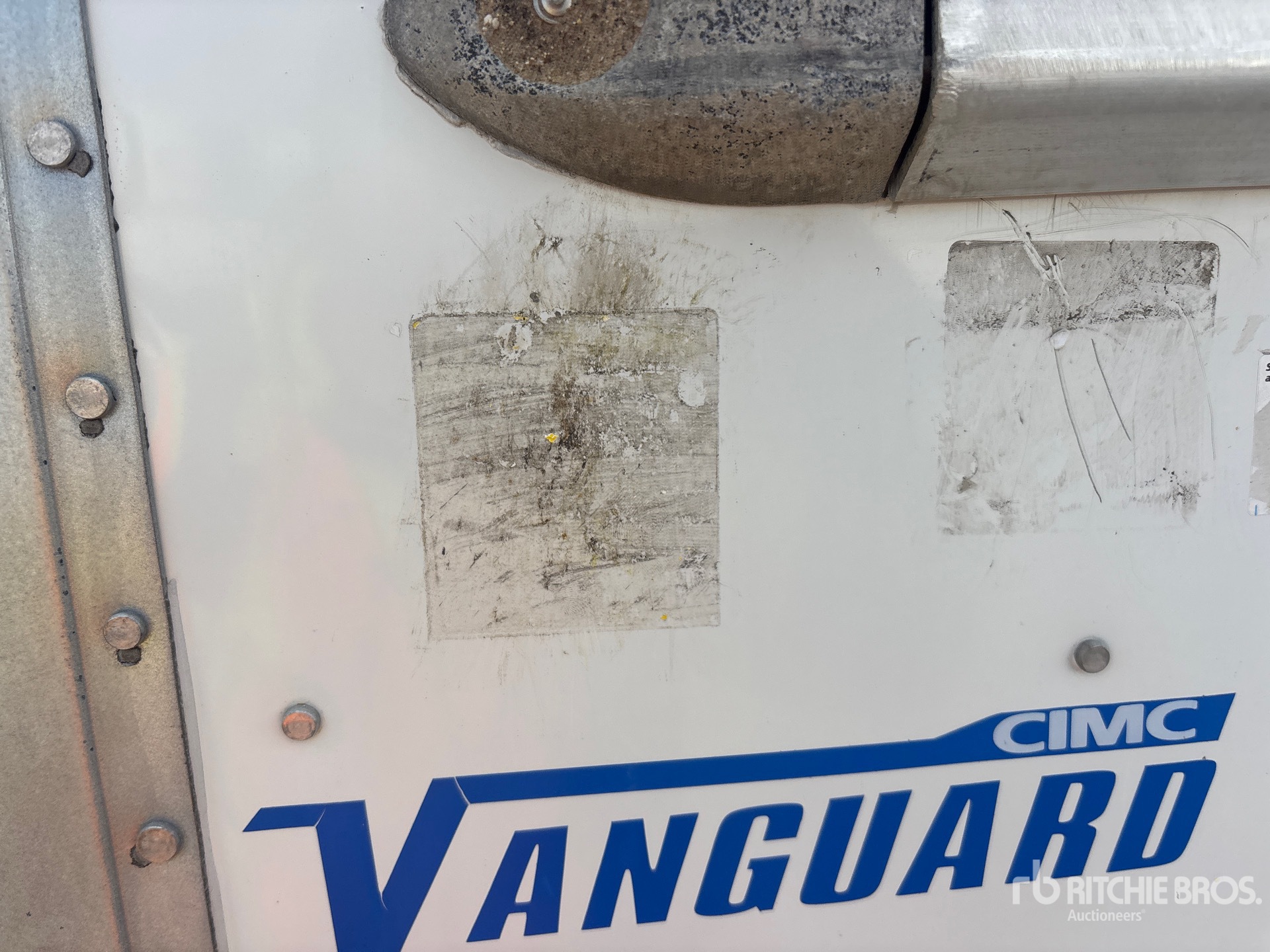 2015 Vanguard 53 FT T/A