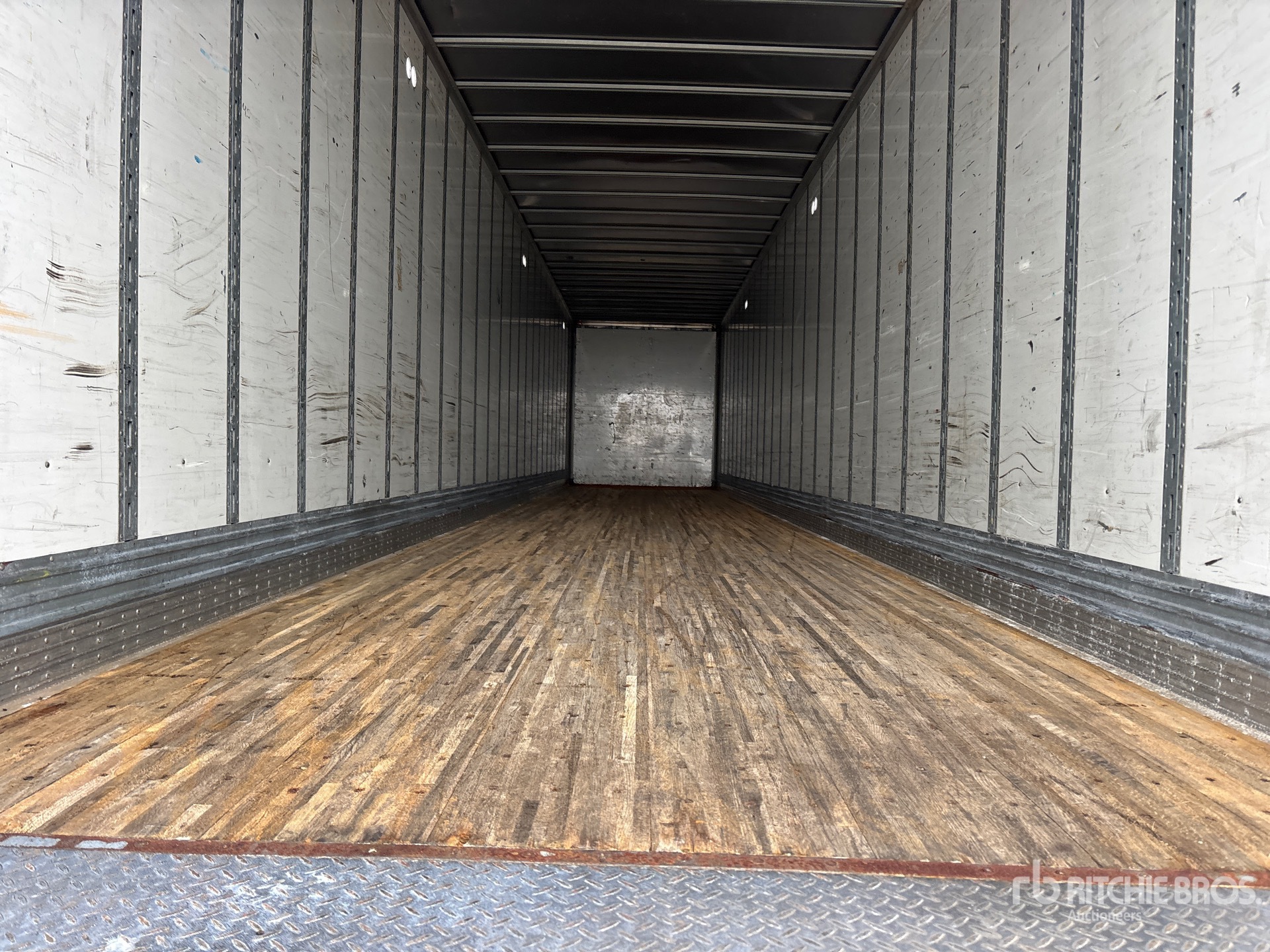 2015 Vanguard 53 FT X 102 IN T/A