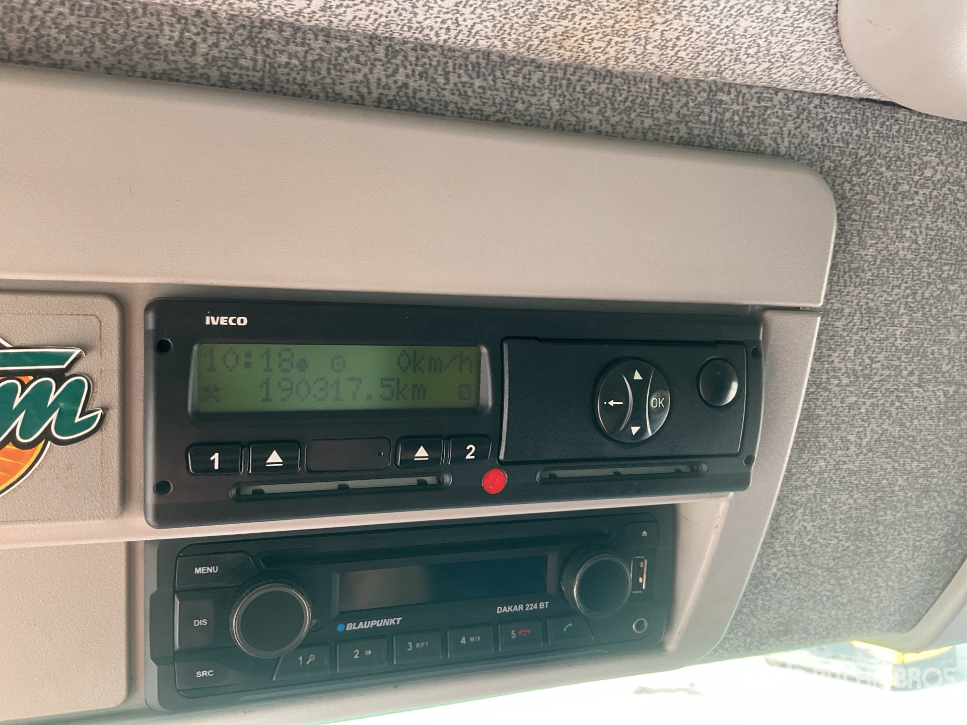 Iveco AD260S33X