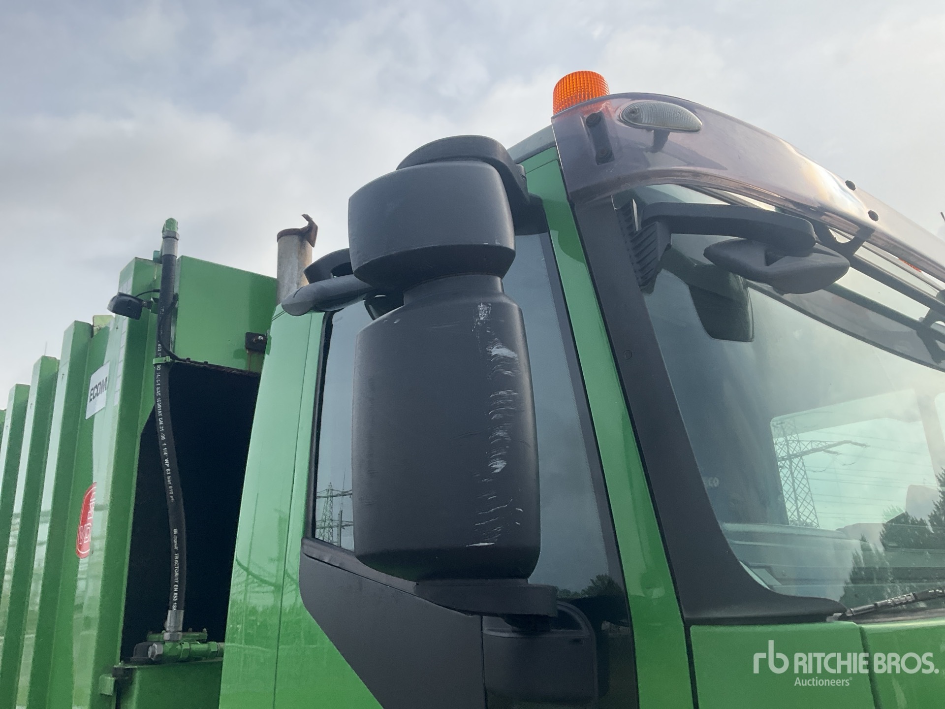 Iveco AD260S33X