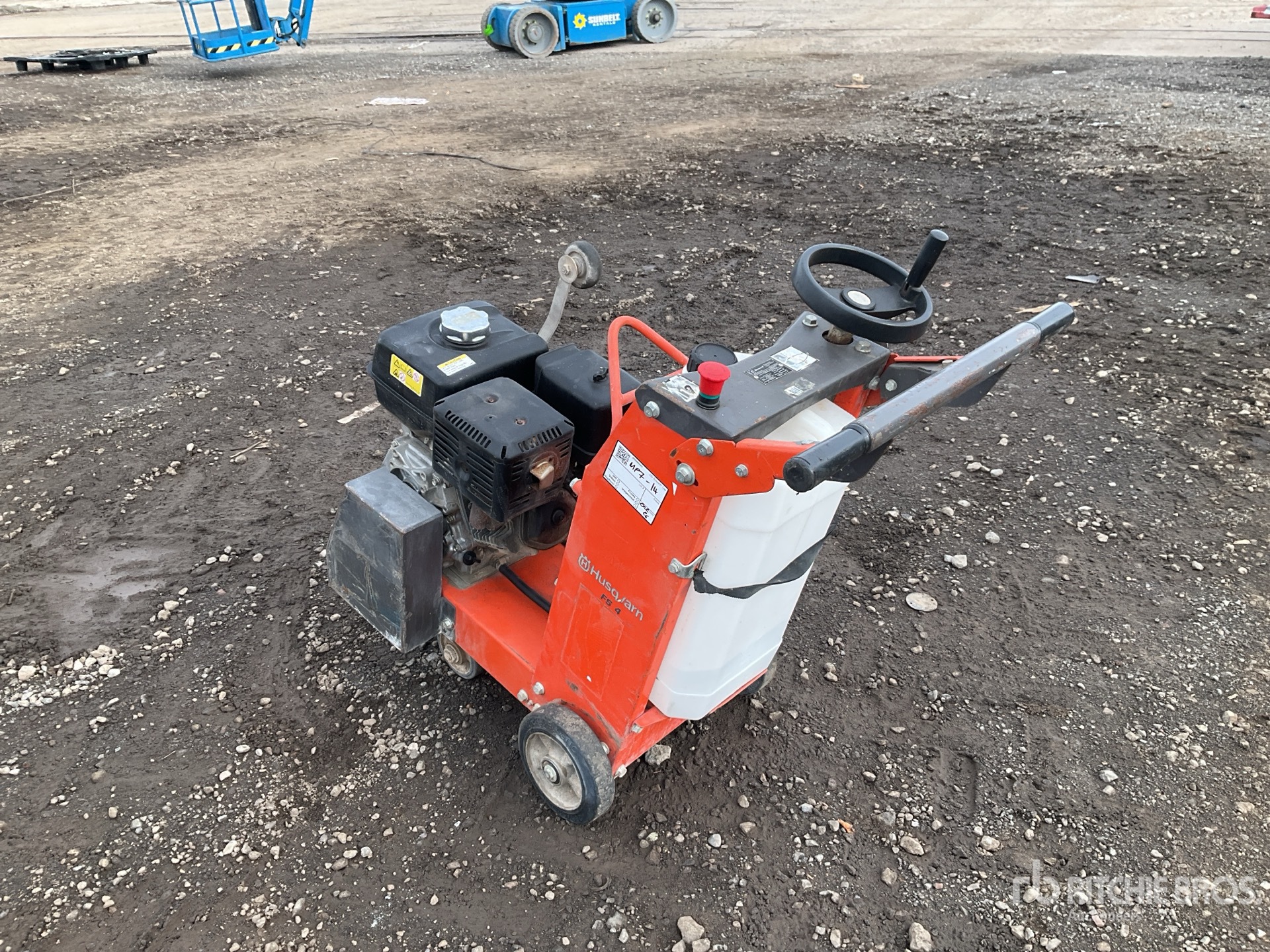 2019 Husqvarna FS400LV