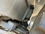 Chassis with Suspension Cylinders