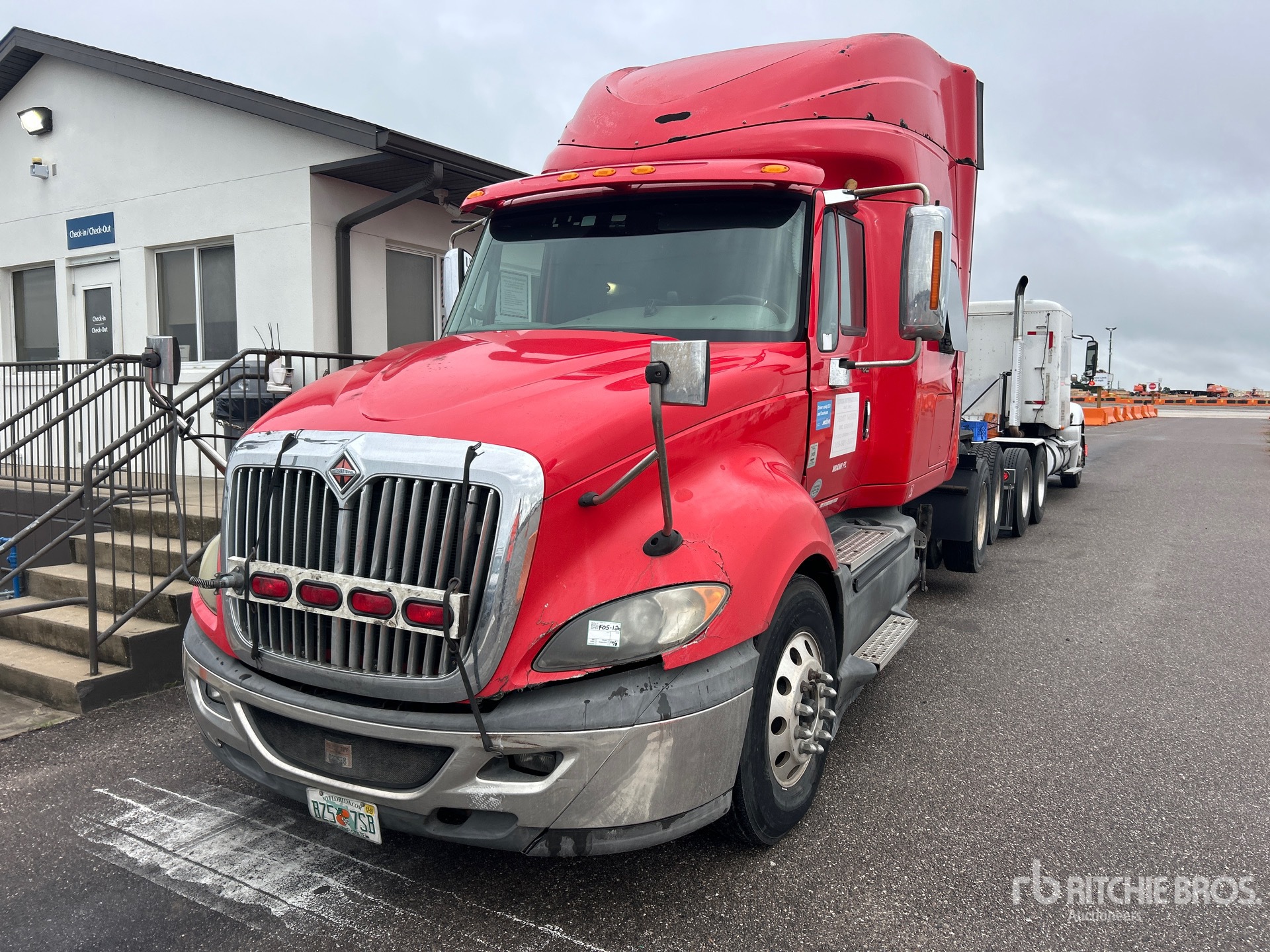 2014 International PROSTAR+ 122
